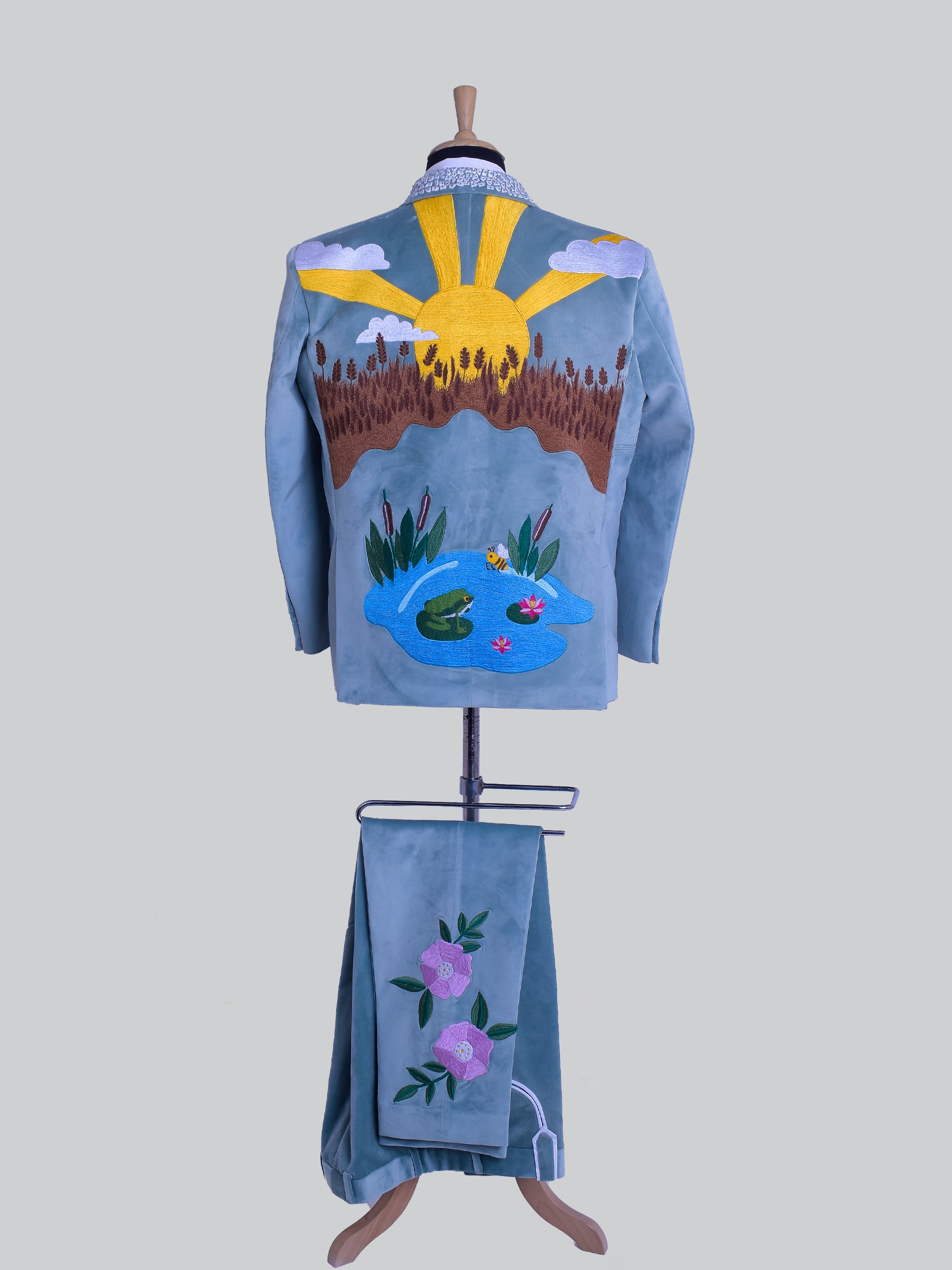 Frog Pond Suit