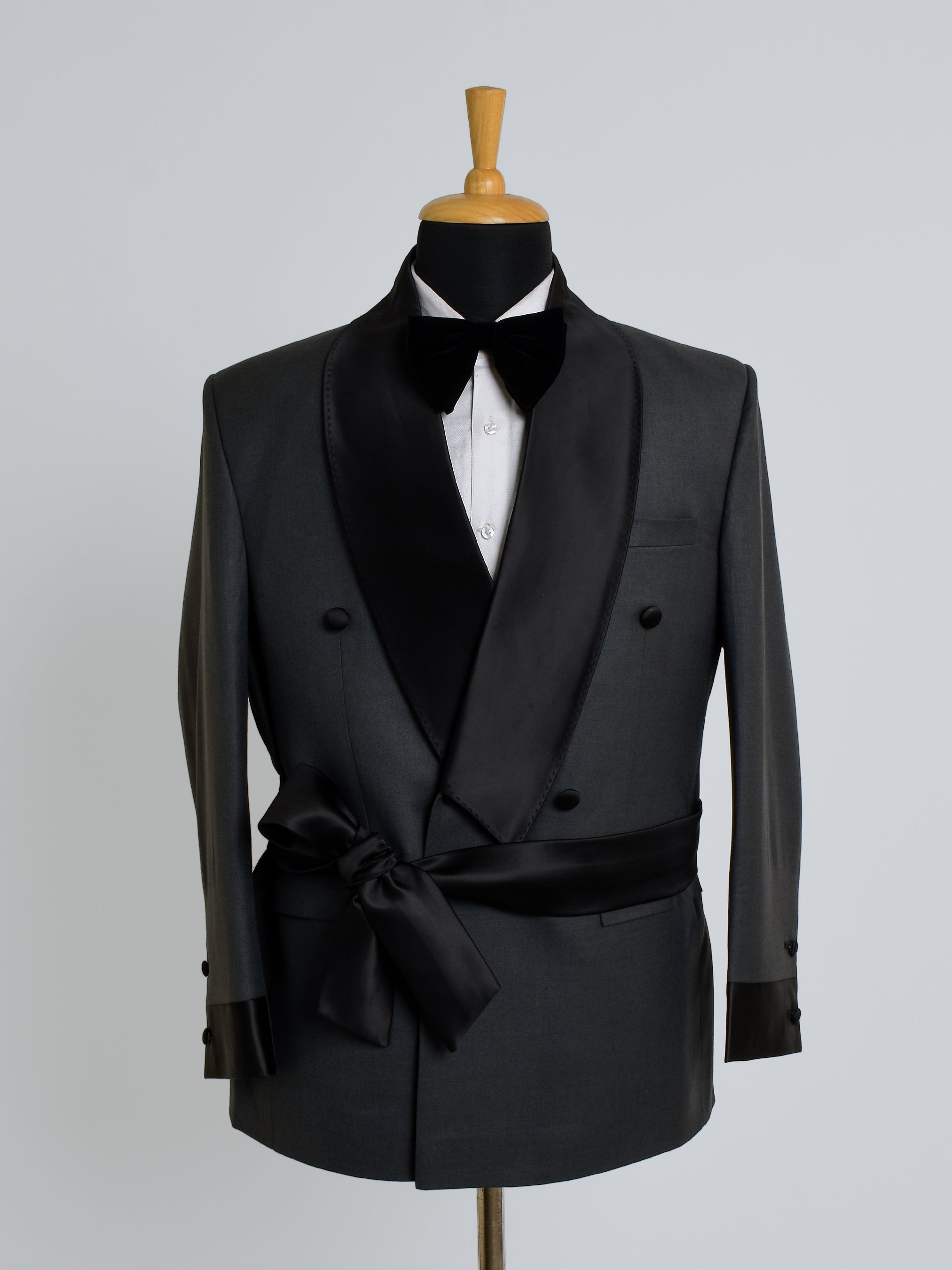 Custom suits, Bespoke Suits, Tailored clothing, Men's custom suits, Tailorman suits.