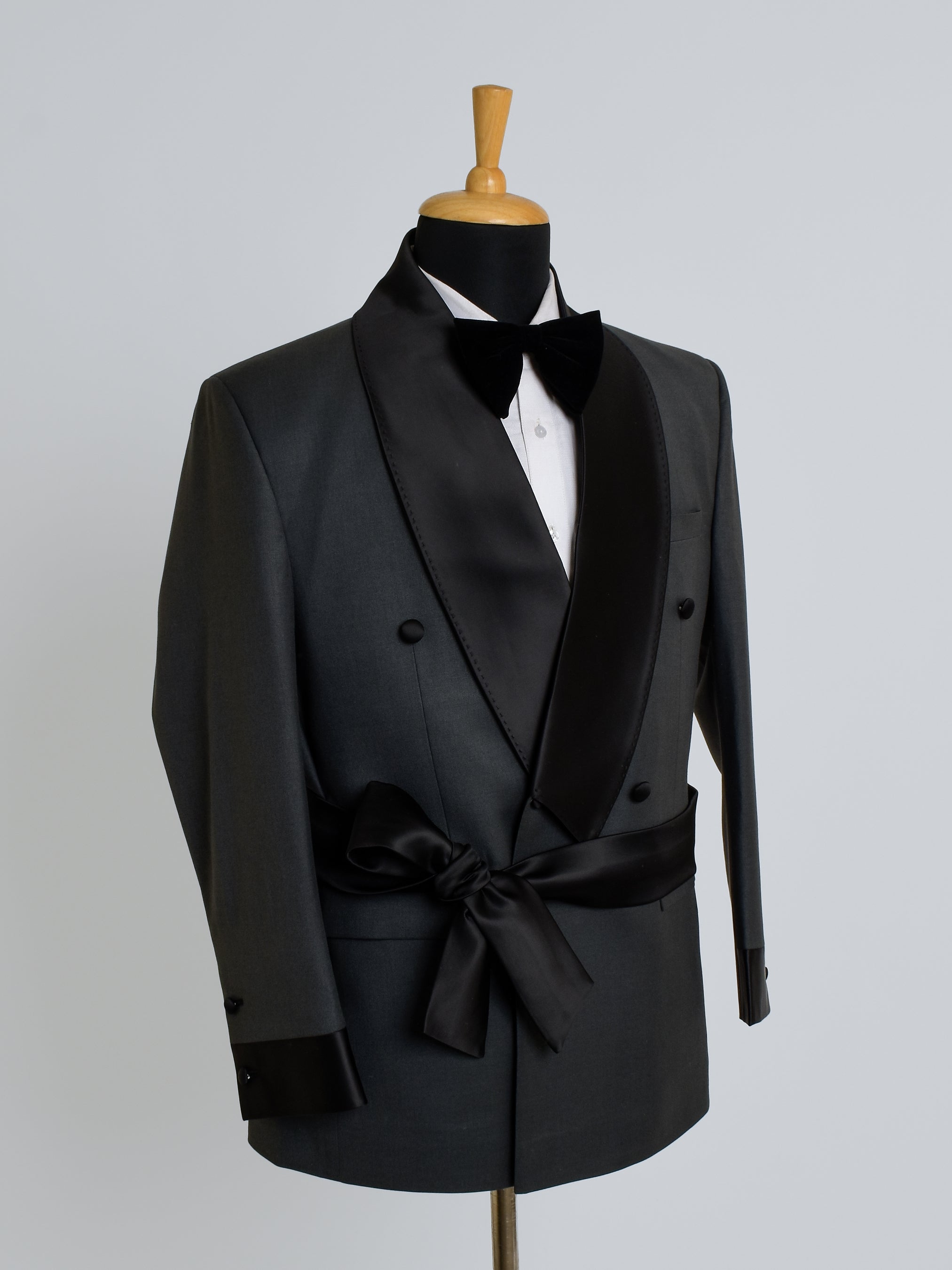 Black Tuxedo 2Pc Suit (DB)