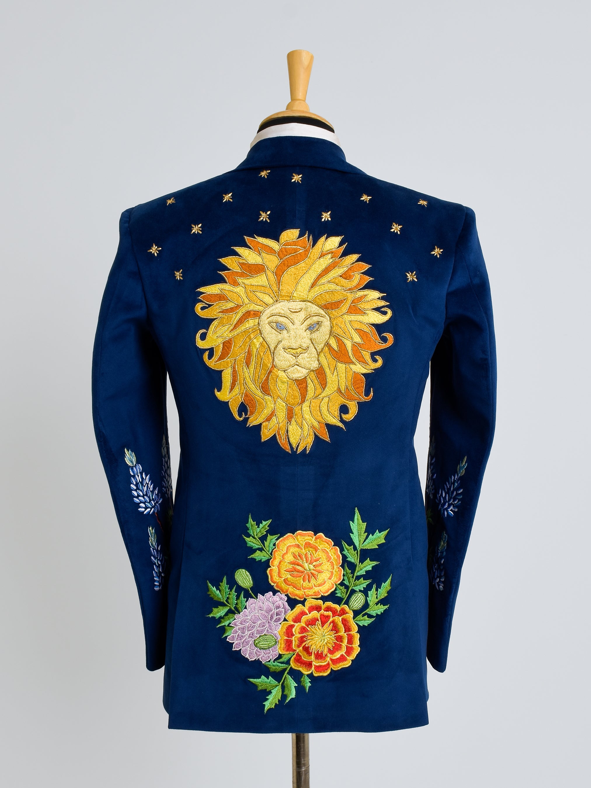 Flora and Fauna Fiesta Western Suit
