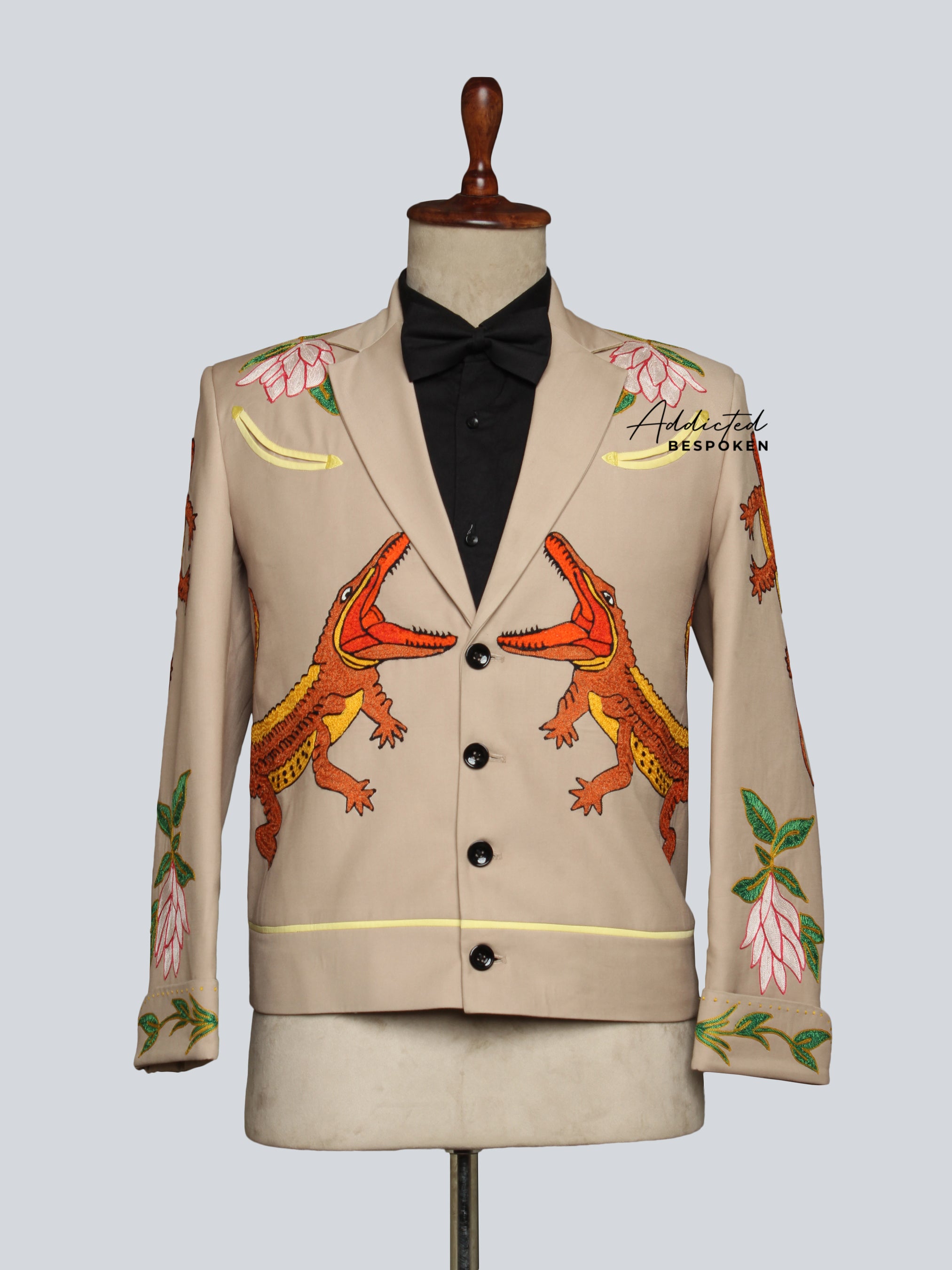 Western Suit, Embroidered Western Suits, Bespoke Wedding Suits, Wedding Men suits, Modern Groom Attire.