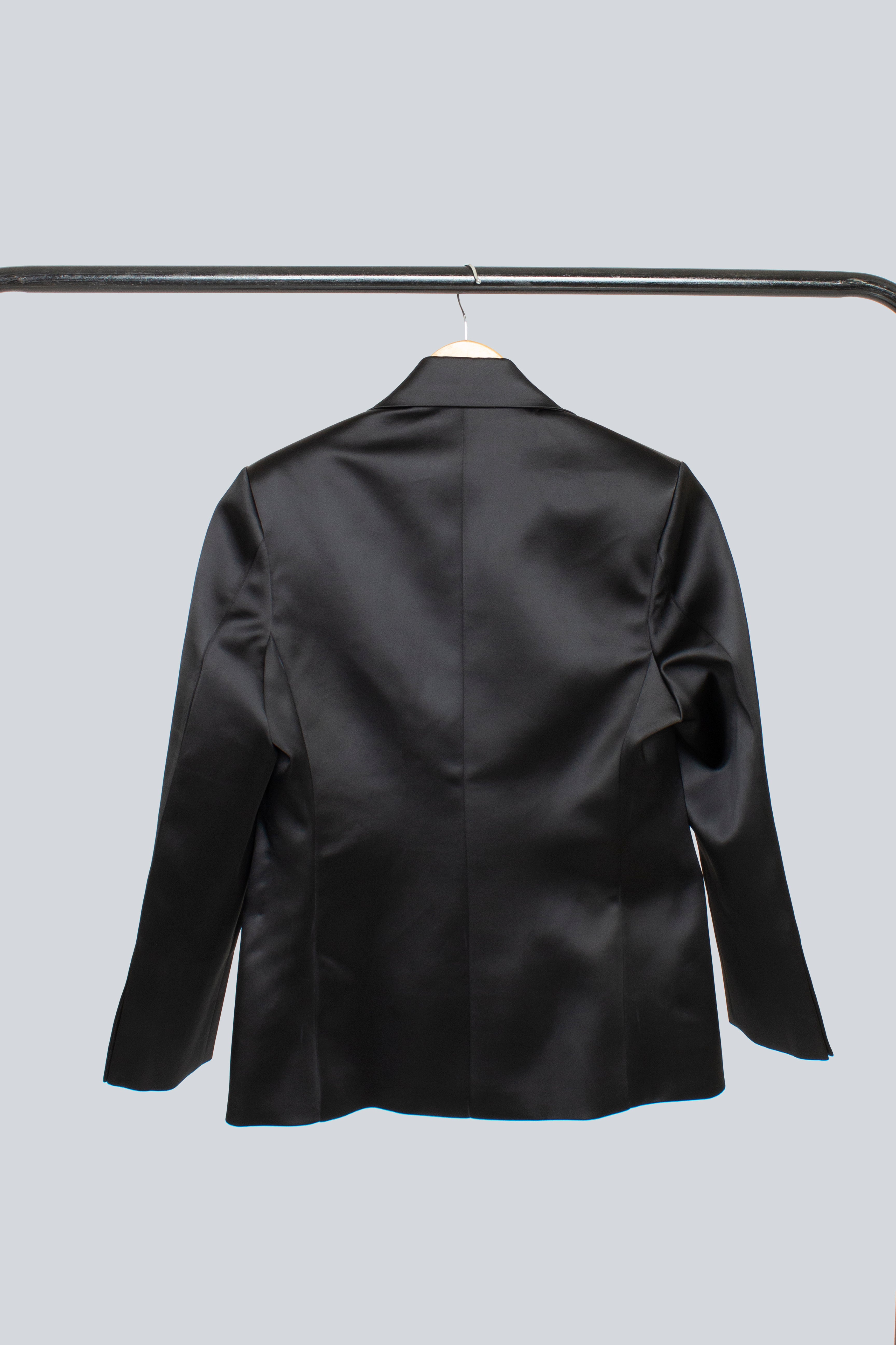 Classic Fit Suit in Black