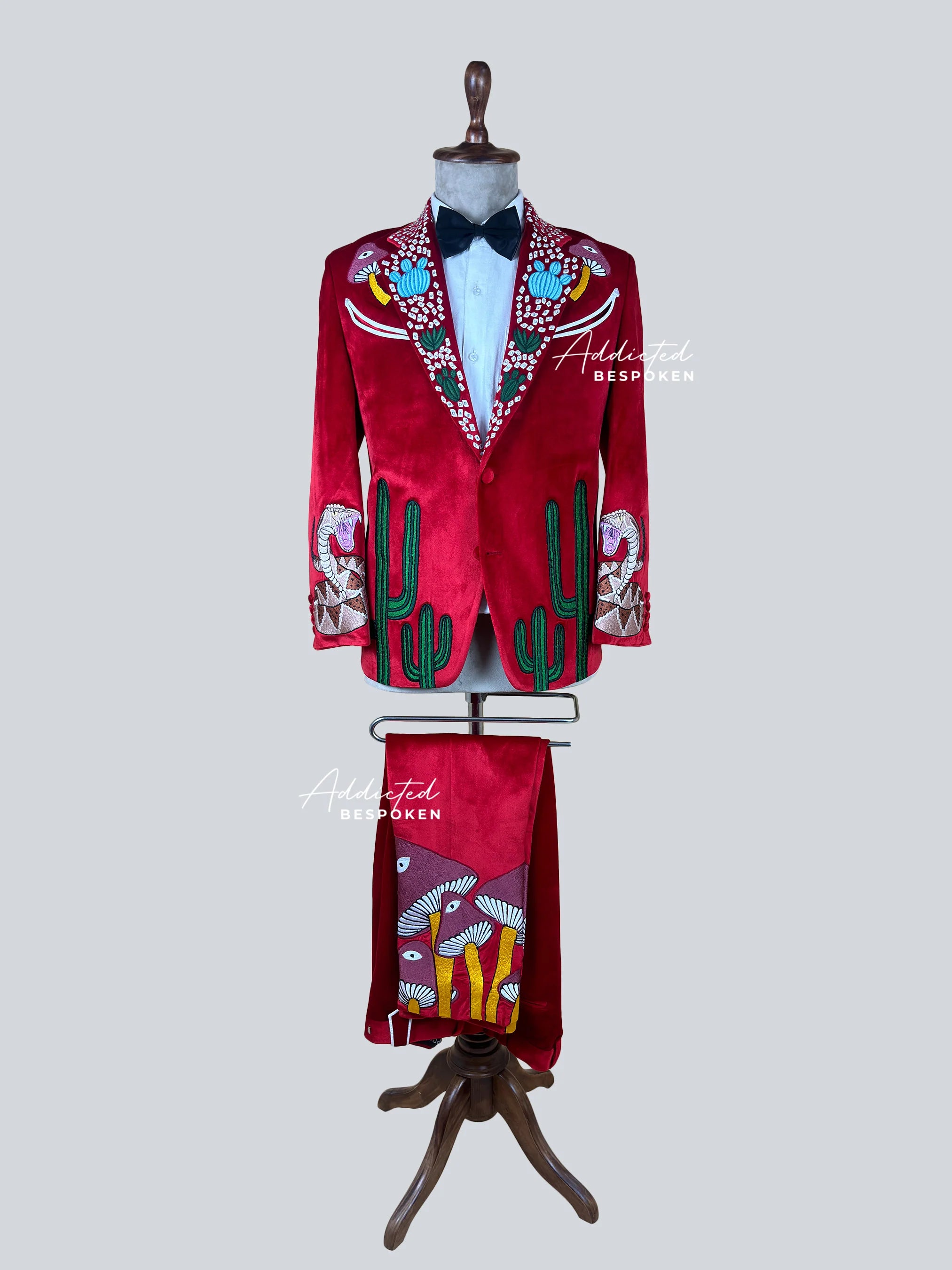 Western Suit, Embroidered Western Suits, Bespoke Wedding Suits, Wedding Men suits, Modern Groom Attire.