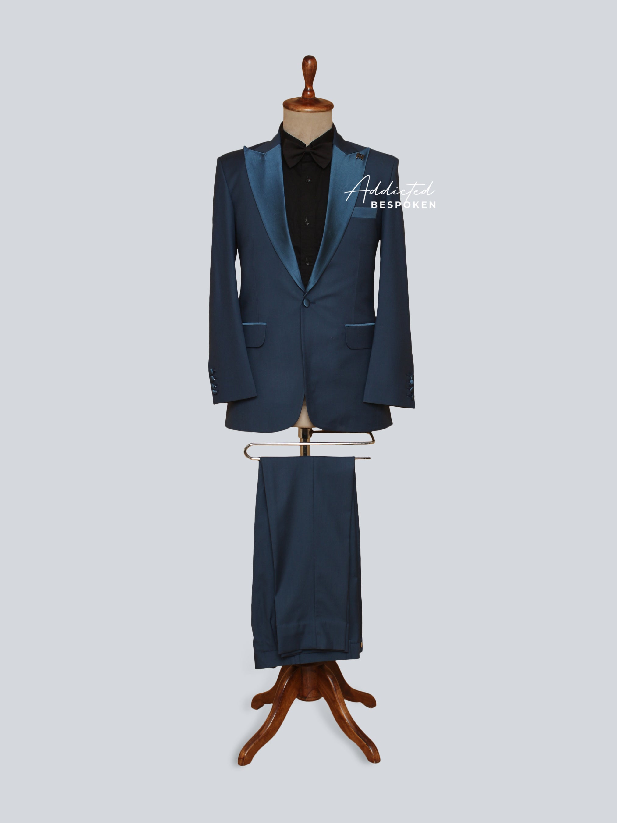Custom suits, Bespoke Suits, Tailored clothing, Men's custom suits, and tailor-made suits.