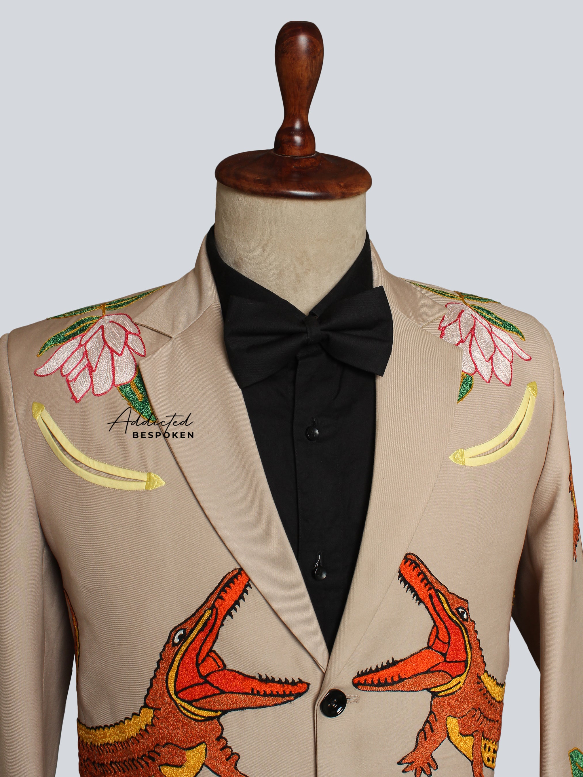 Western Suit, Embroidered Western Suits, Bespoke Wedding Suits, Wedding Men suits, Modern Groom Attire.