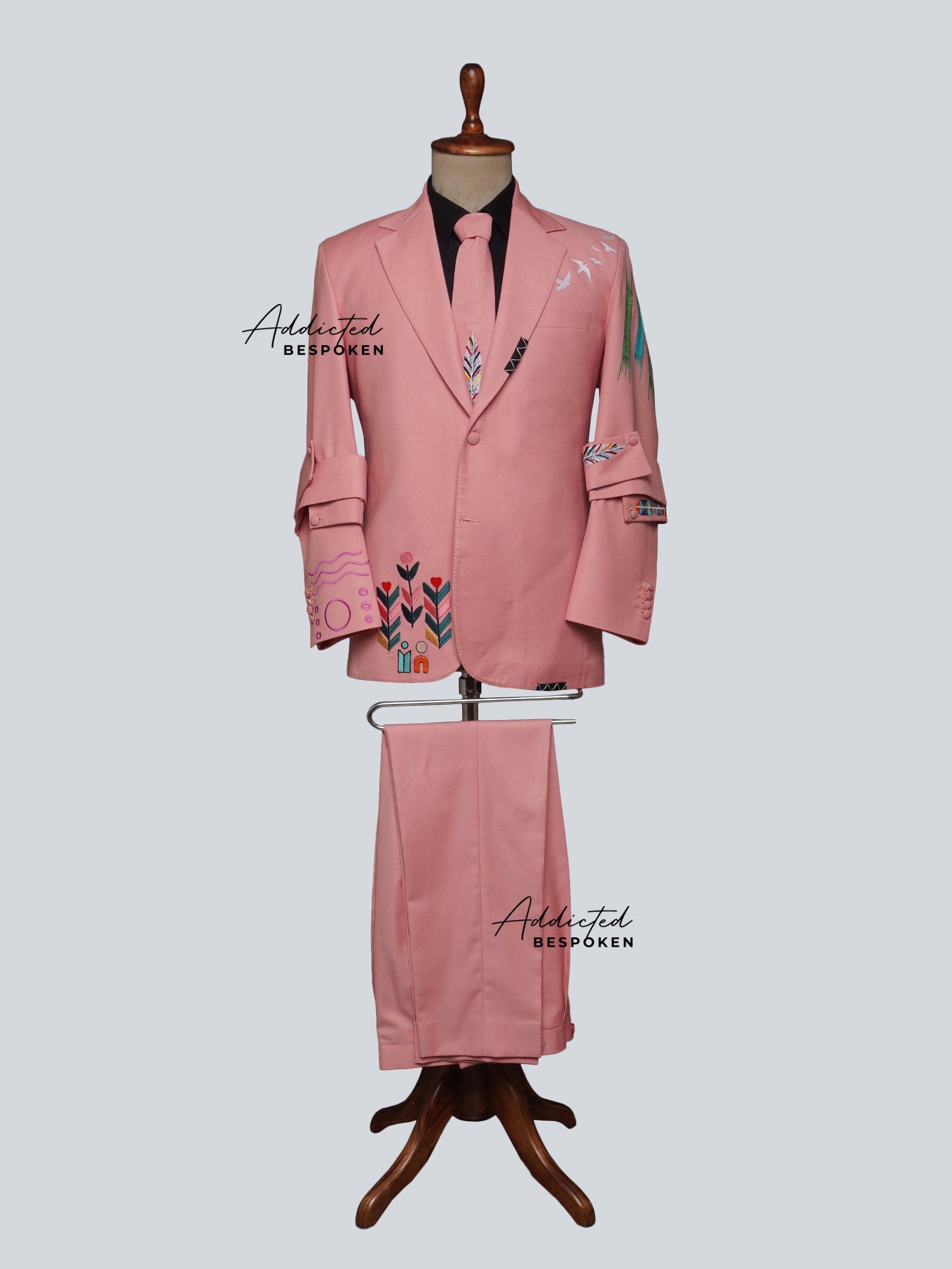 Western Suit, Embroidered Western Suits, Bespoke Wedding Suits, Wedding Men suits, Modern Groom Attire.