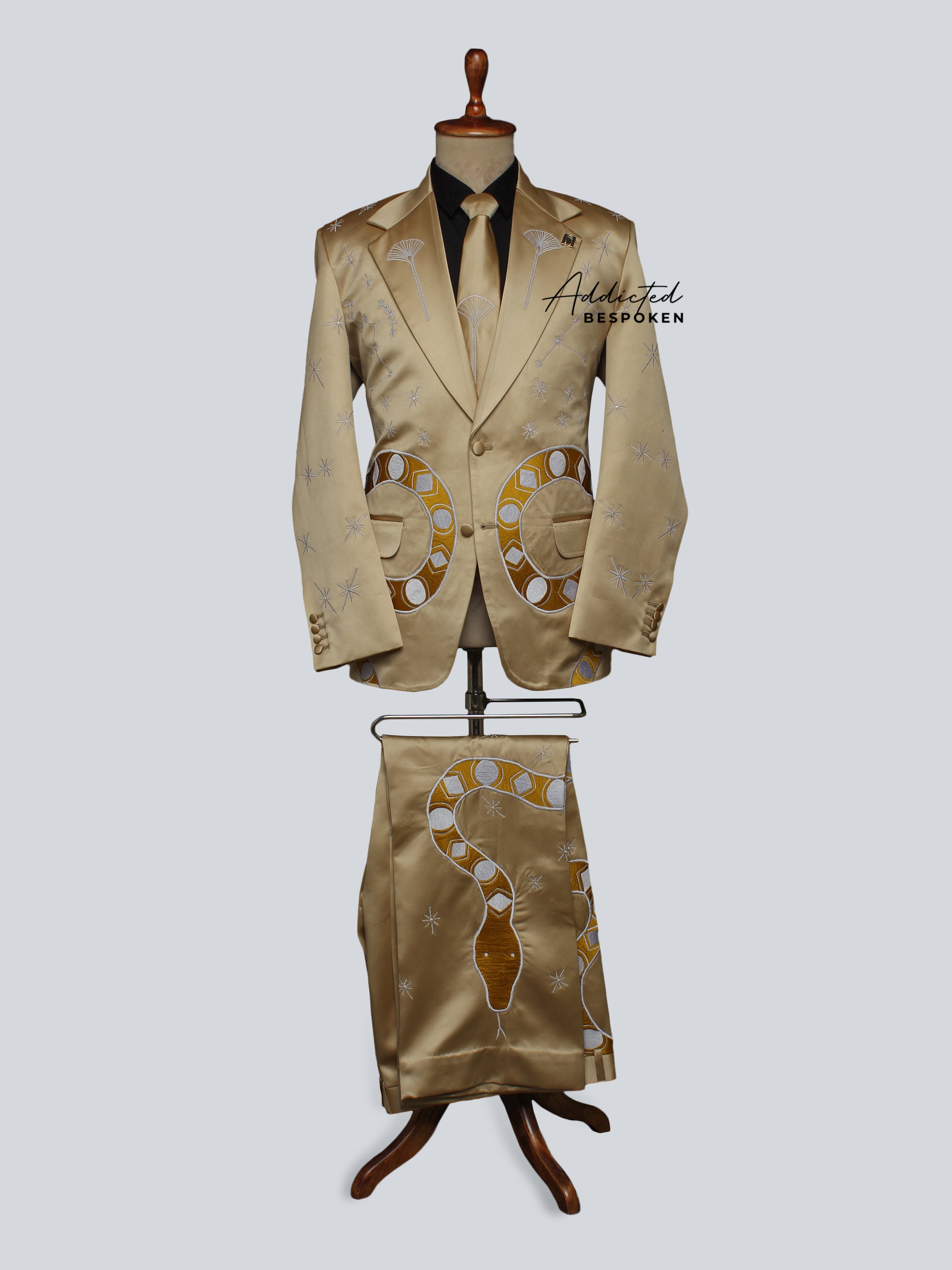 Western Suit, Embroidered Western Suits, Bespoke Wedding Suits, Wedding Men suits, Modern Groom Attire.