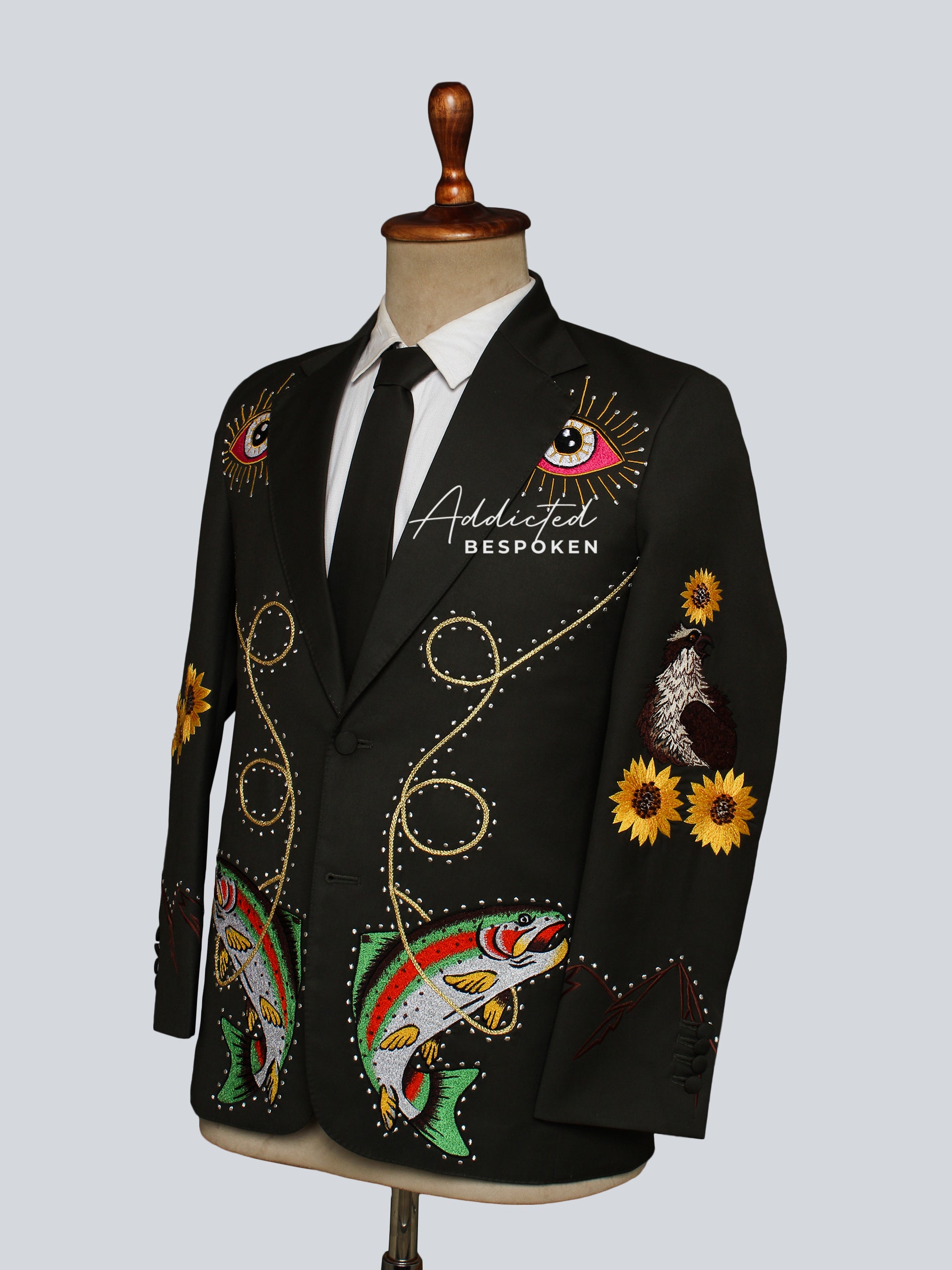 Western Suit, Embroidered Western Suits, Bespoke Wedding Suits, Wedding Men suits, Modern Groom Attire.
