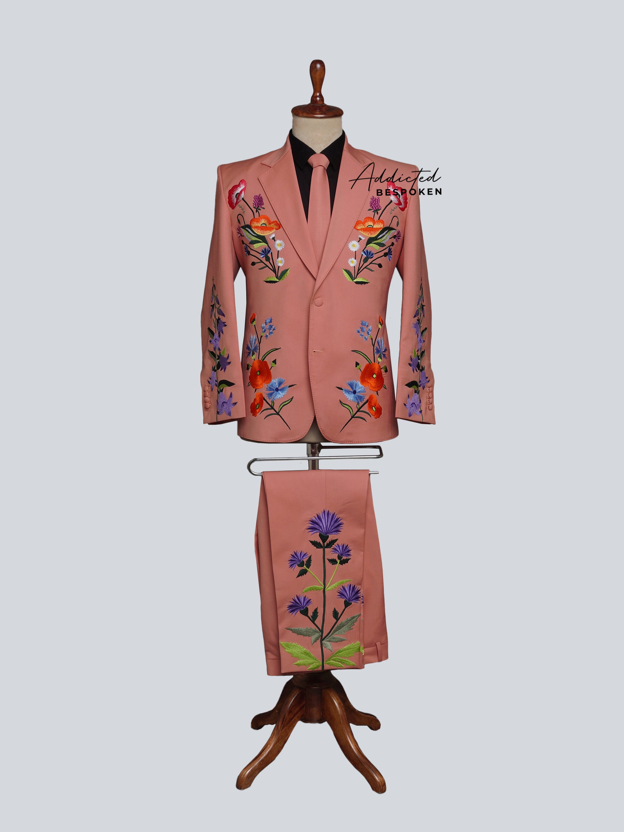 Western Suit, Embroidered Western Suits, Bespoke Wedding Suits, Wedding Men suits, Modern Groom Attire.