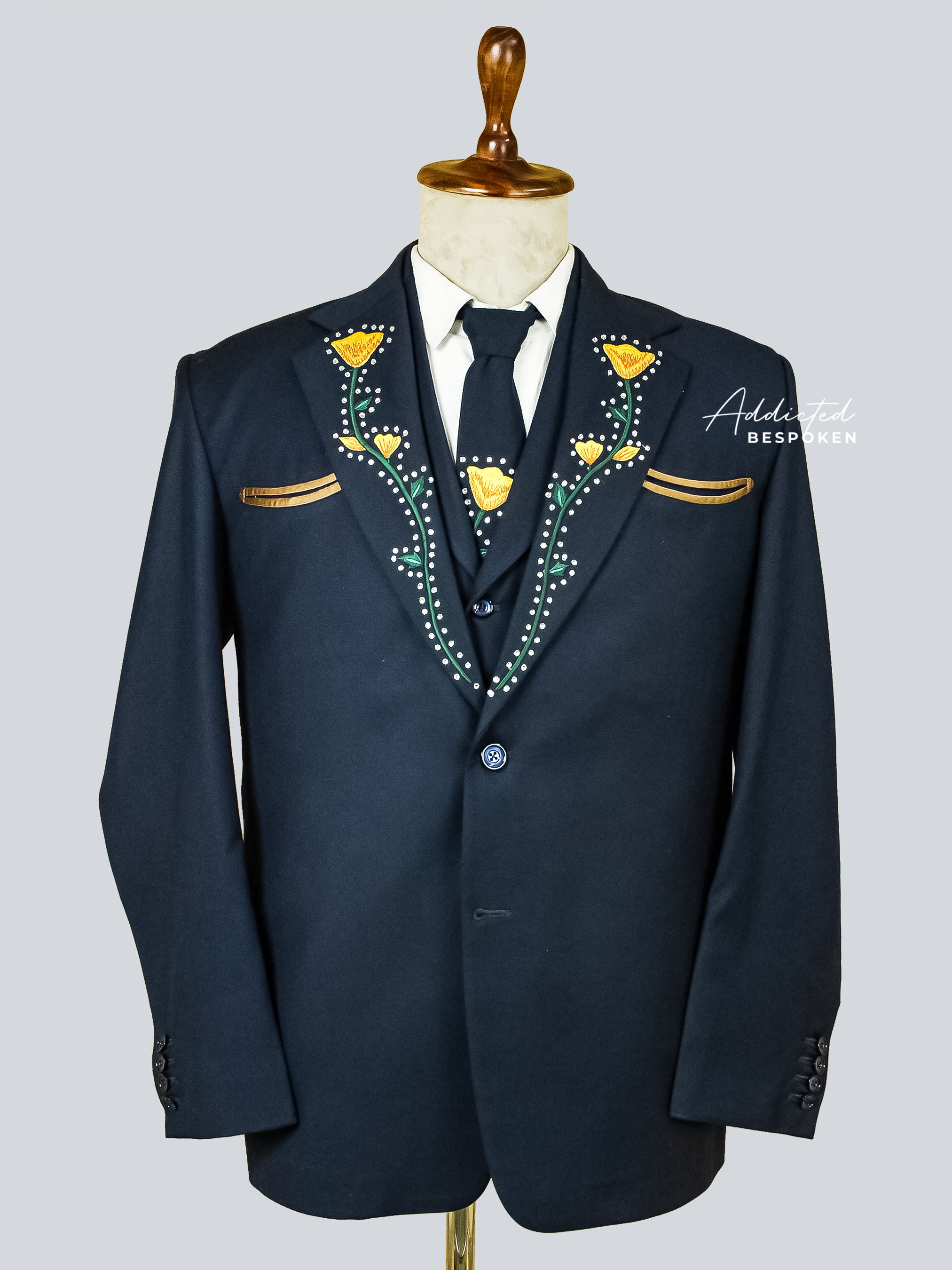 Western Suit, Embroidered Western Suits, Bespoke Wedding Suits, Wedding Men suits, Modern Groom Attire.