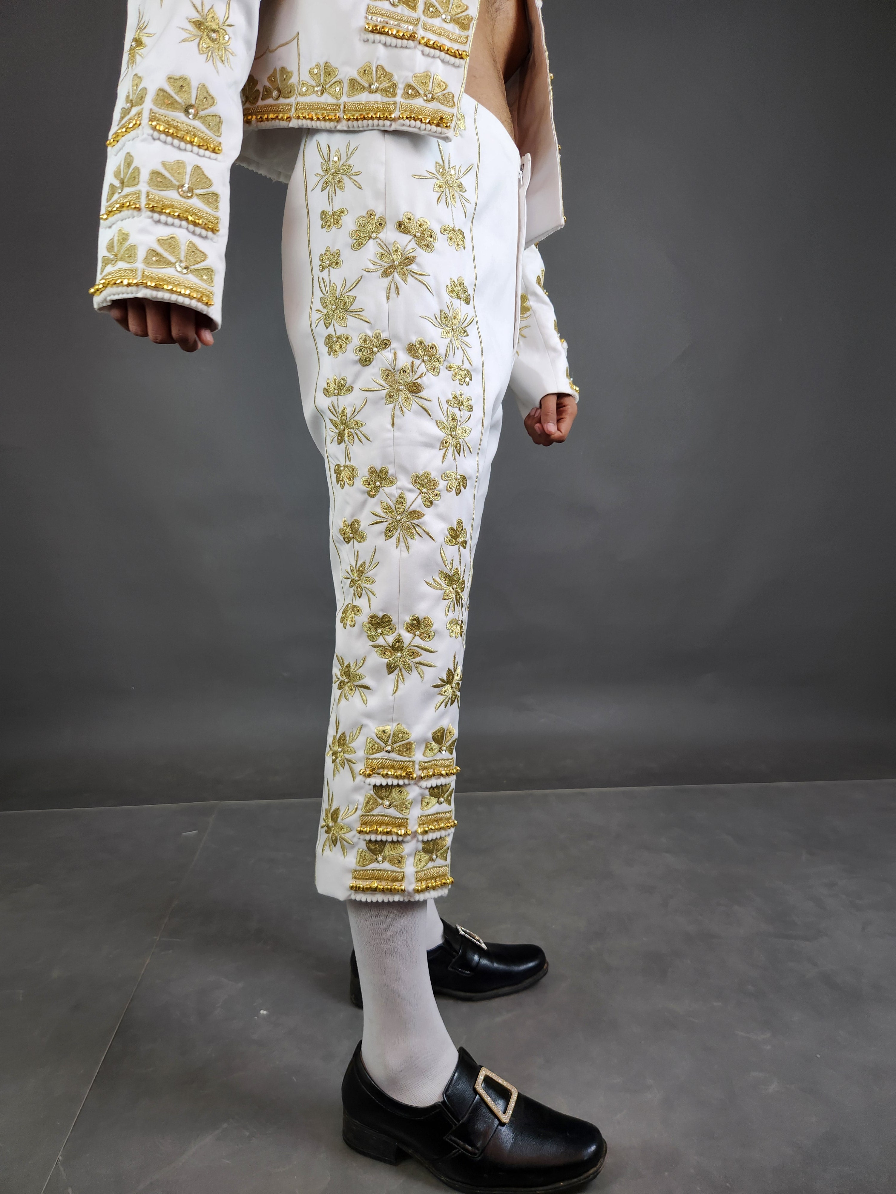 Elegant Bullfighter-Inspired Matador Suit Addicted Bespoken