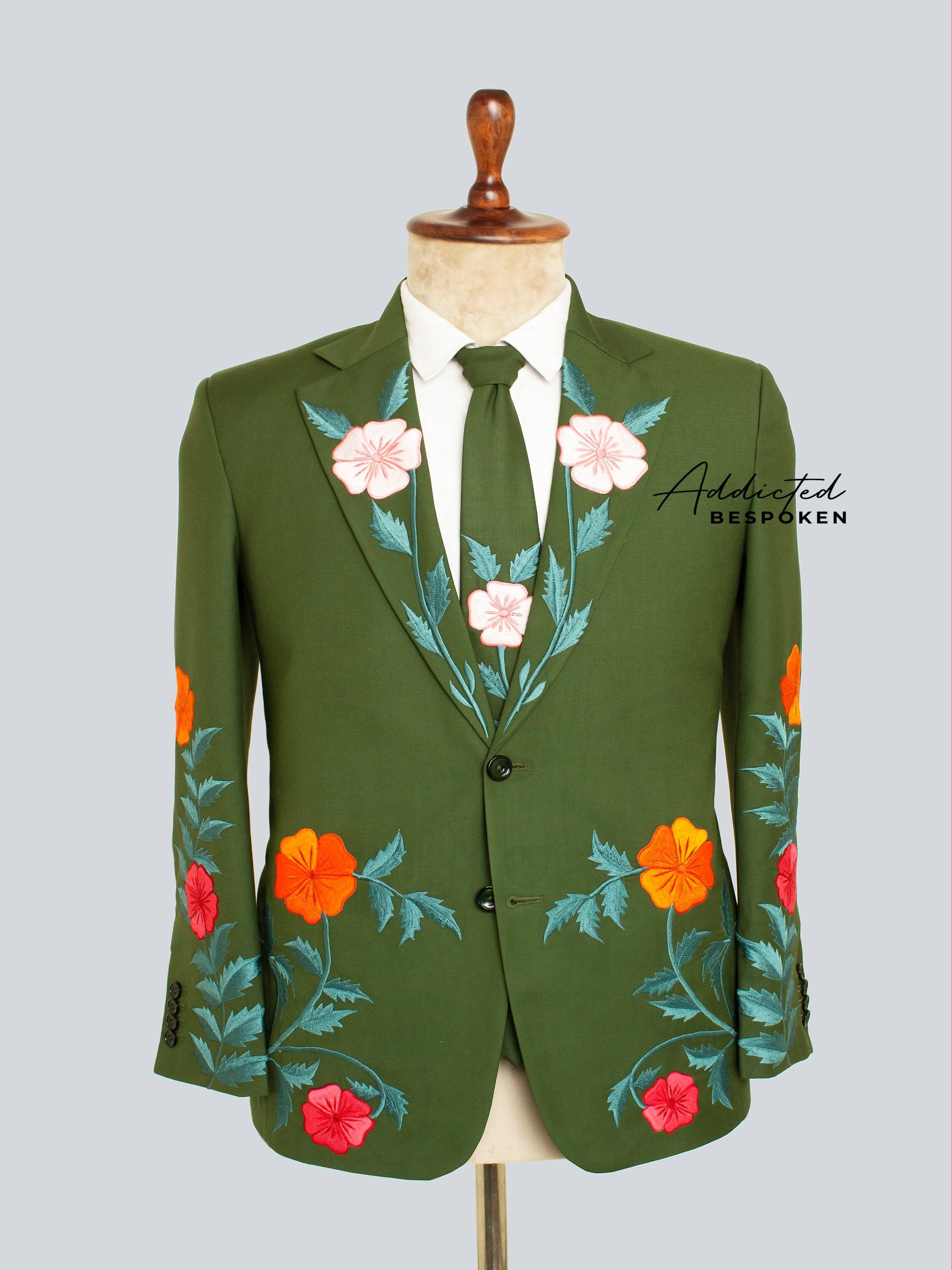 Western Suit, Embroidered Western Suits, Bespoke Wedding Suits, Wedding Men suits, Modern Groom Attire.