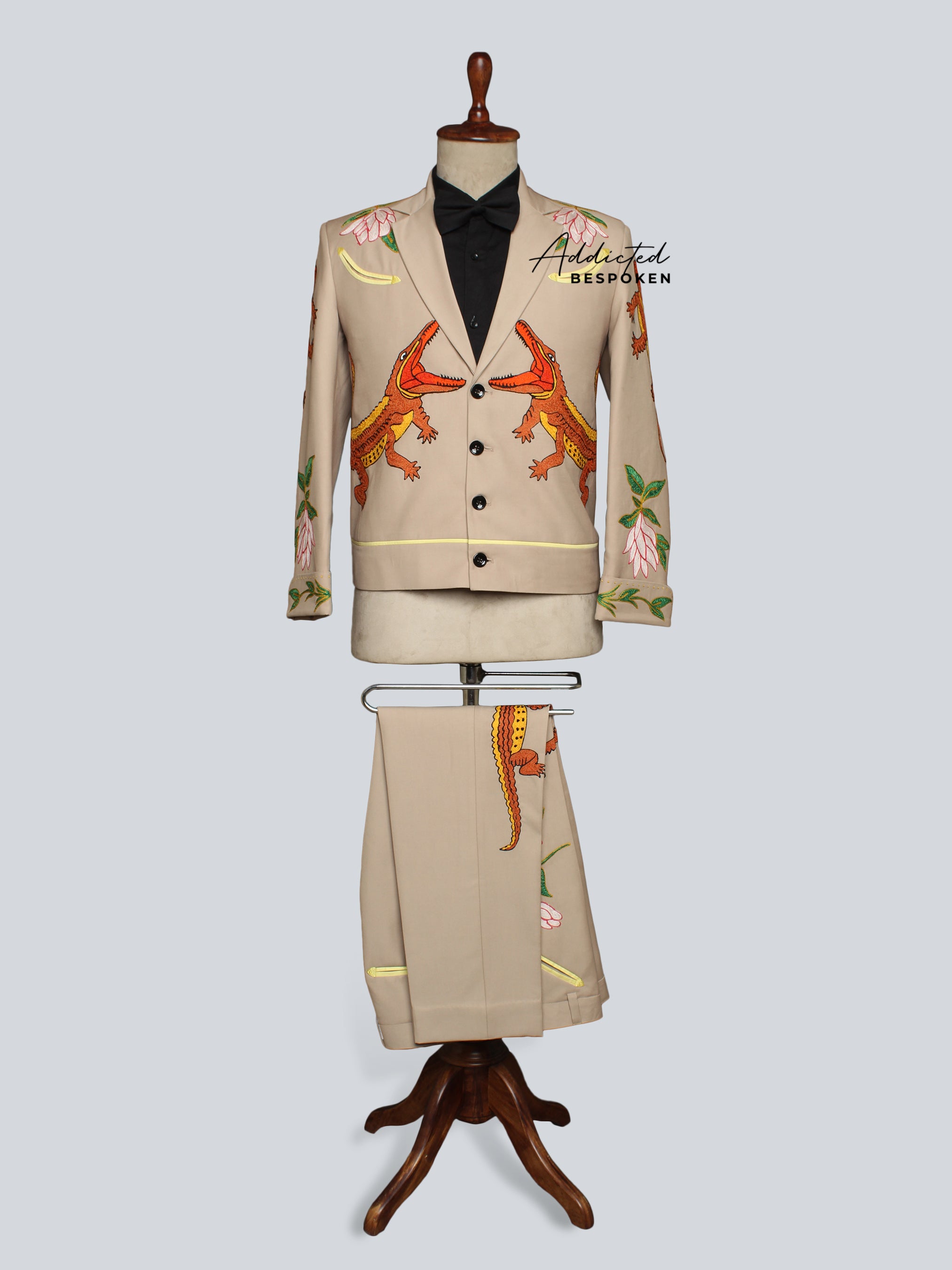 Western Suit, Embroidered Western Suits, Bespoke Wedding Suits, Wedding Men suits, Modern Groom Attire.