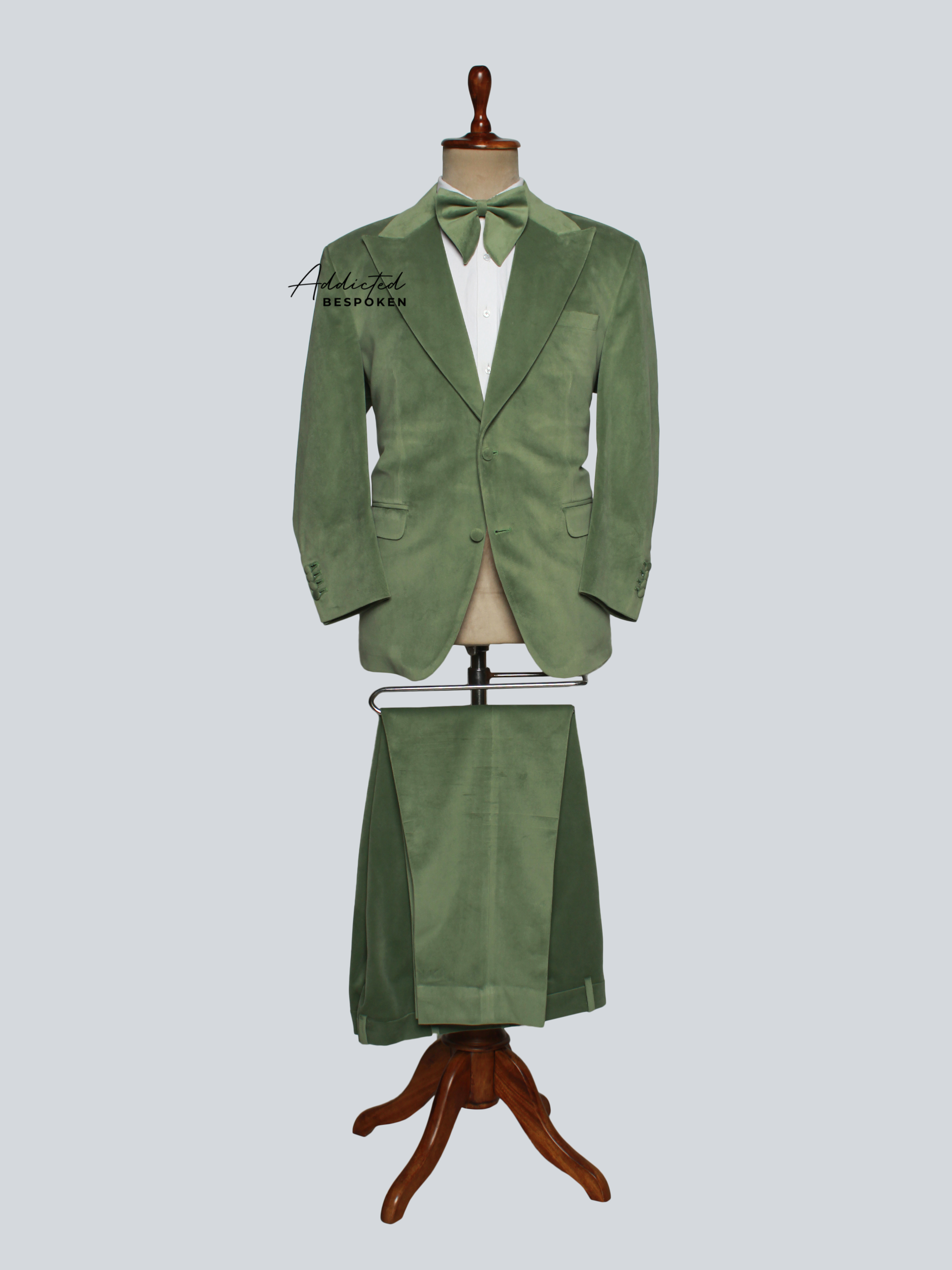 The Moss Royale Suit