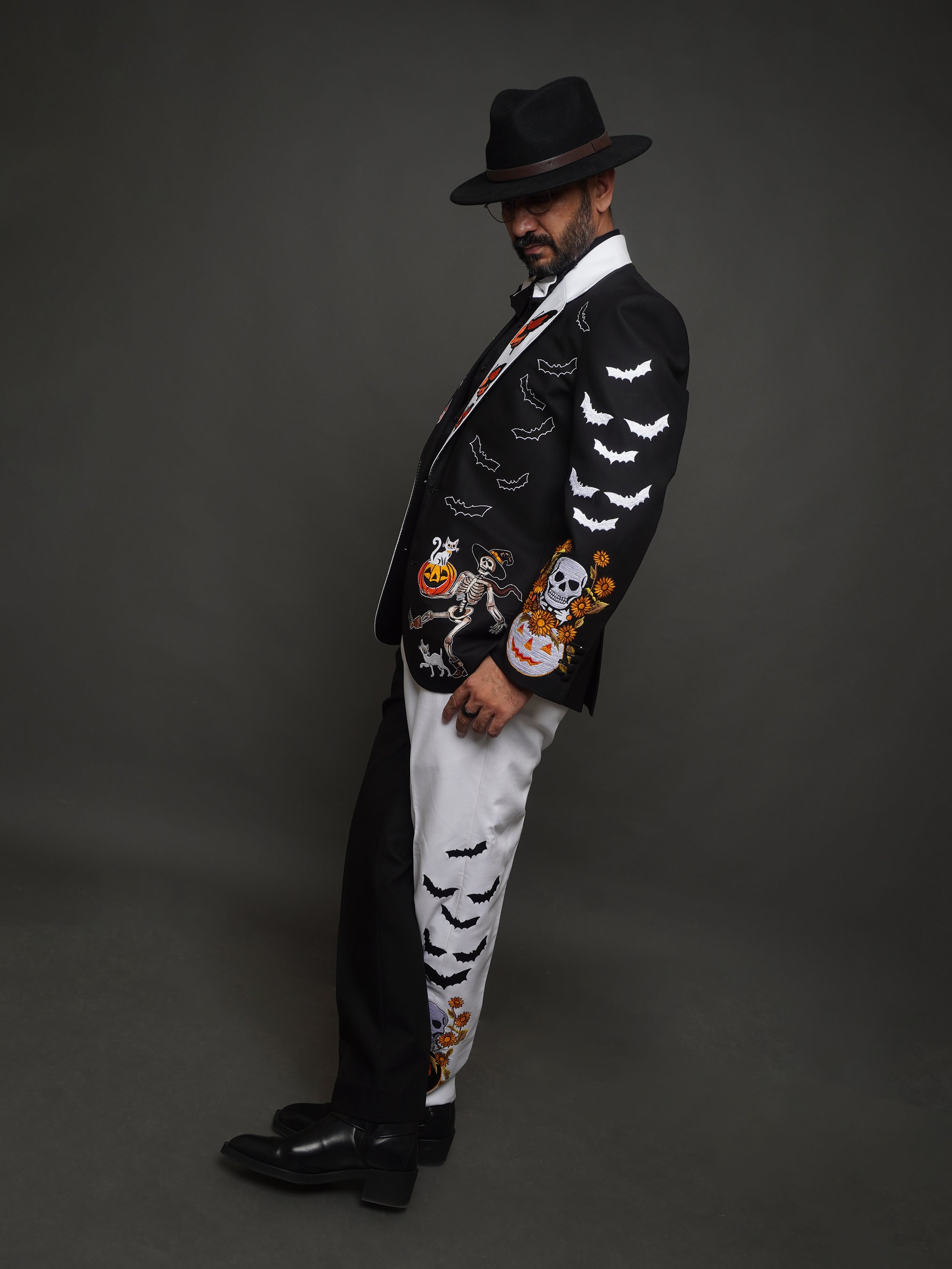 Halloween Party Suit (CLS)