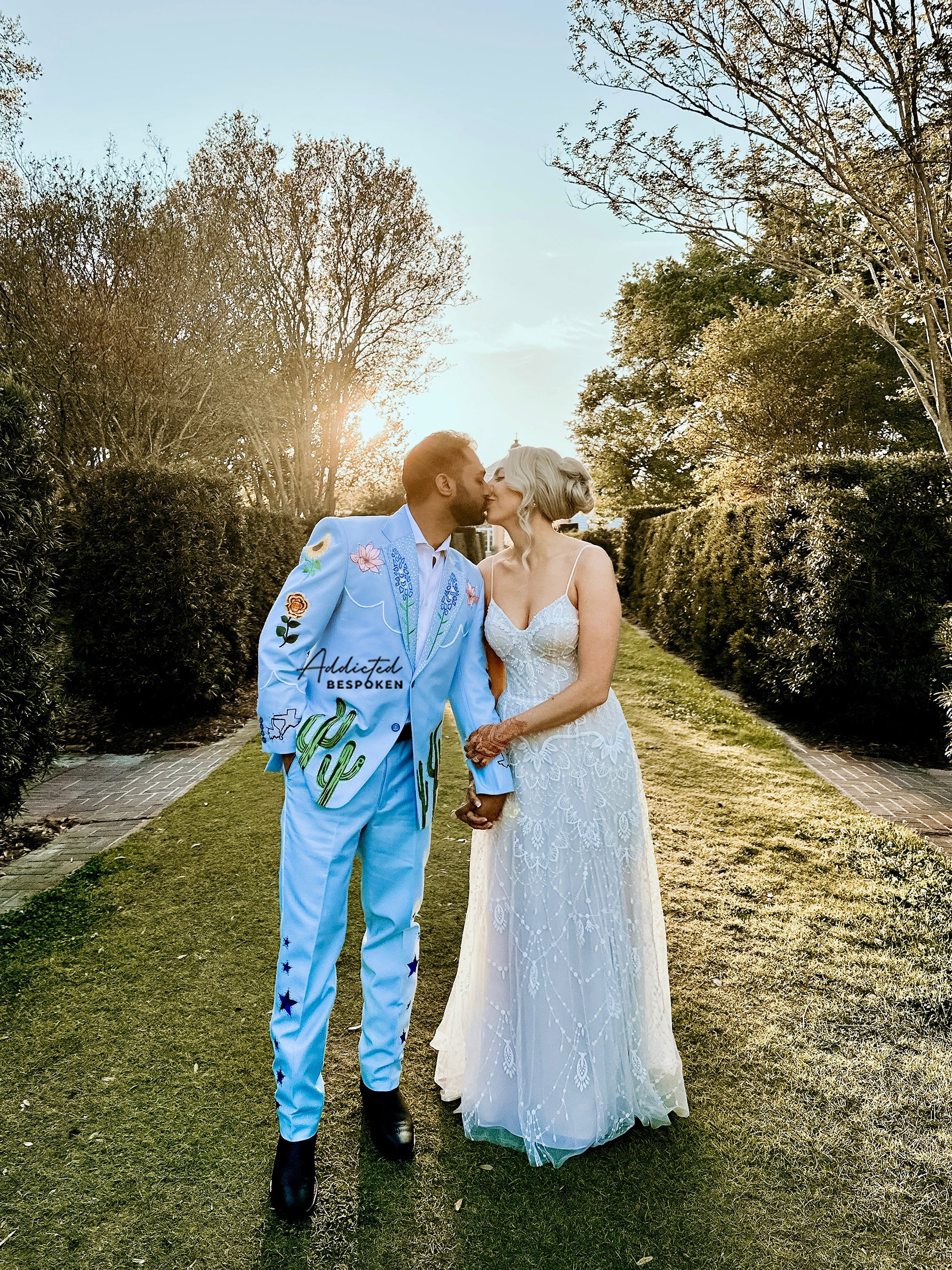 Western Suit, Embroidered Western Suits, Bespoke Wedding Suits, Wedding Men suits, Modern Groom Attire.