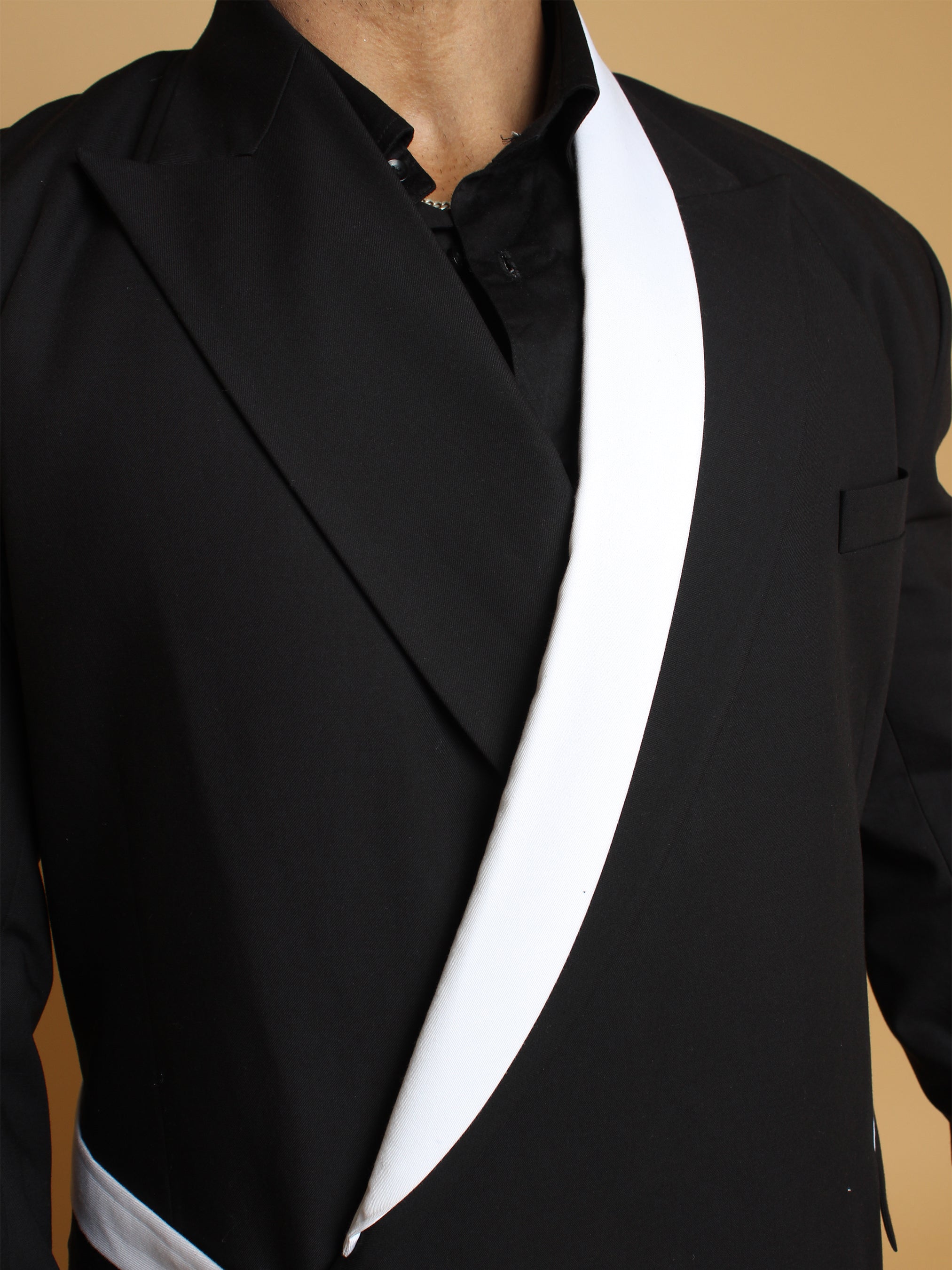 Timeless Detailing Thobe Addicted Bespoken