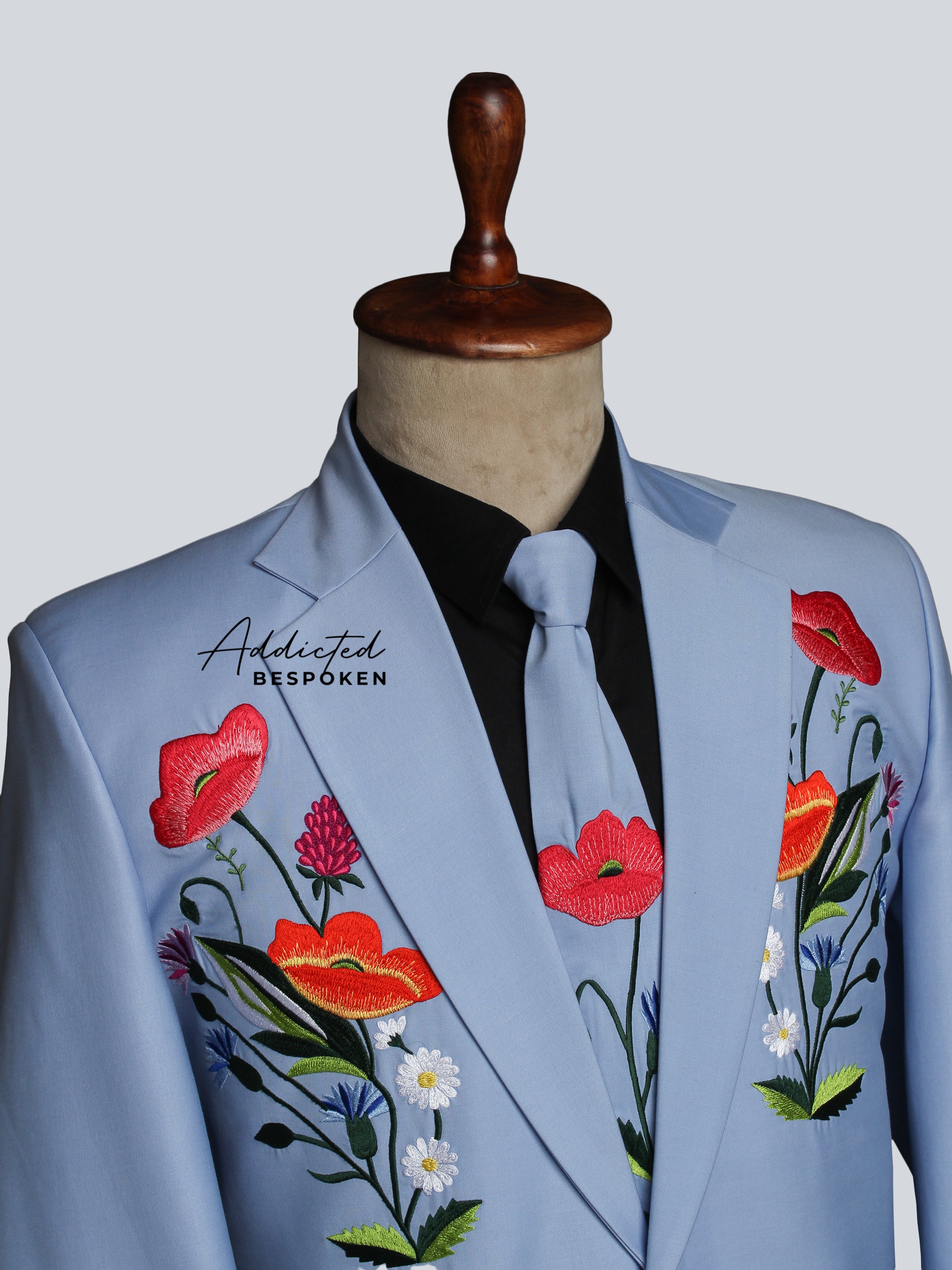 Western Suit, Embroidered Western Suits, Bespoke Wedding Suits, Wedding Men suits, Modern Groom Attire.