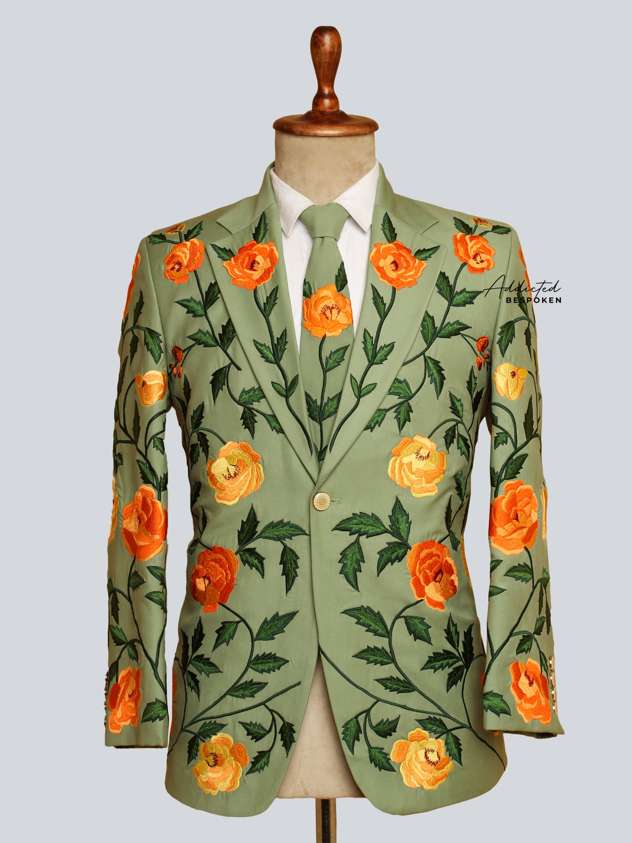 Western Suit, Embroidered Western Suits, Bespoke Wedding Suits, Wedding Men suits, Modern Groom Attire.