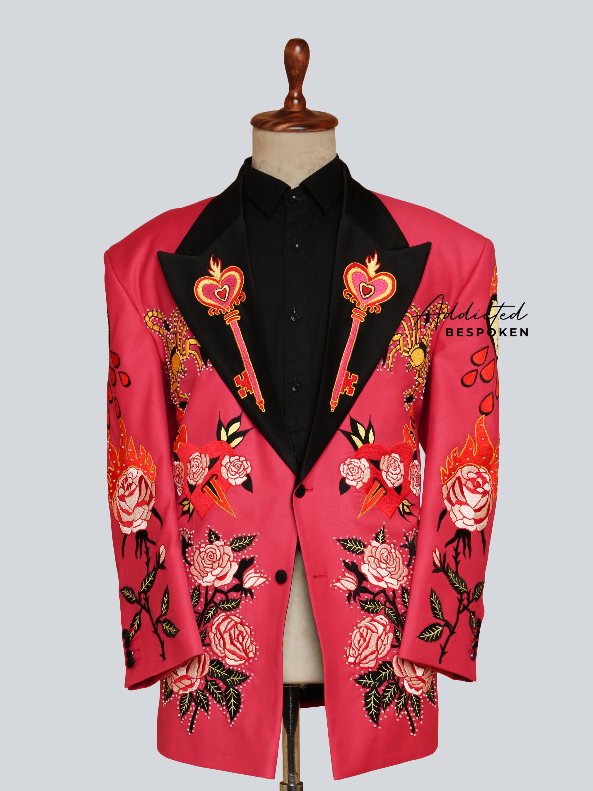 Western Suit, Embroidered Western Suits, Bespoke Wedding Suits, Wedding Men suits, Modern Groom Attire.