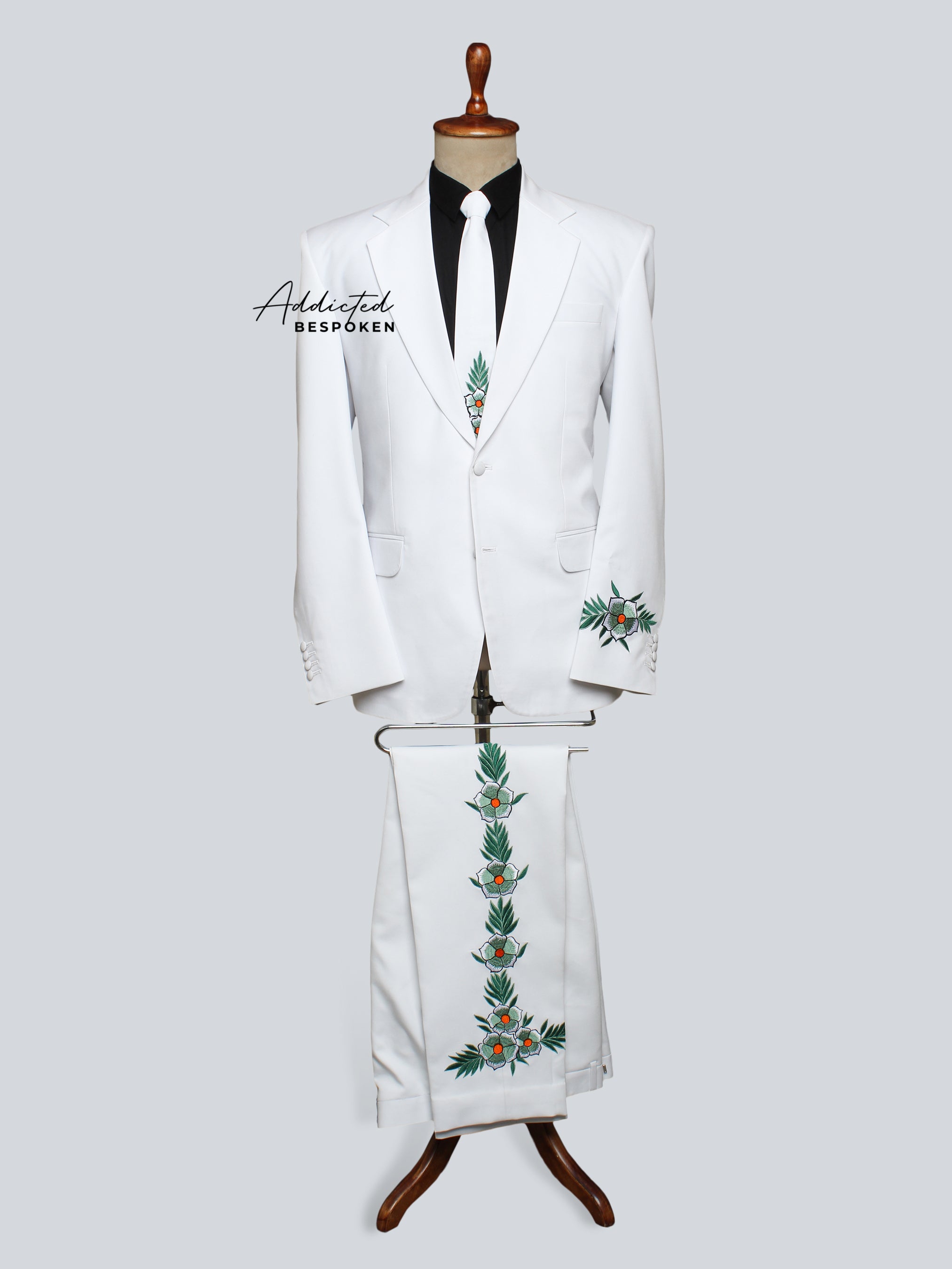 Western Suit, Embroidered Western Suits, Bespoke Wedding Suits, Wedding Men suits, Modern Groom Attire.