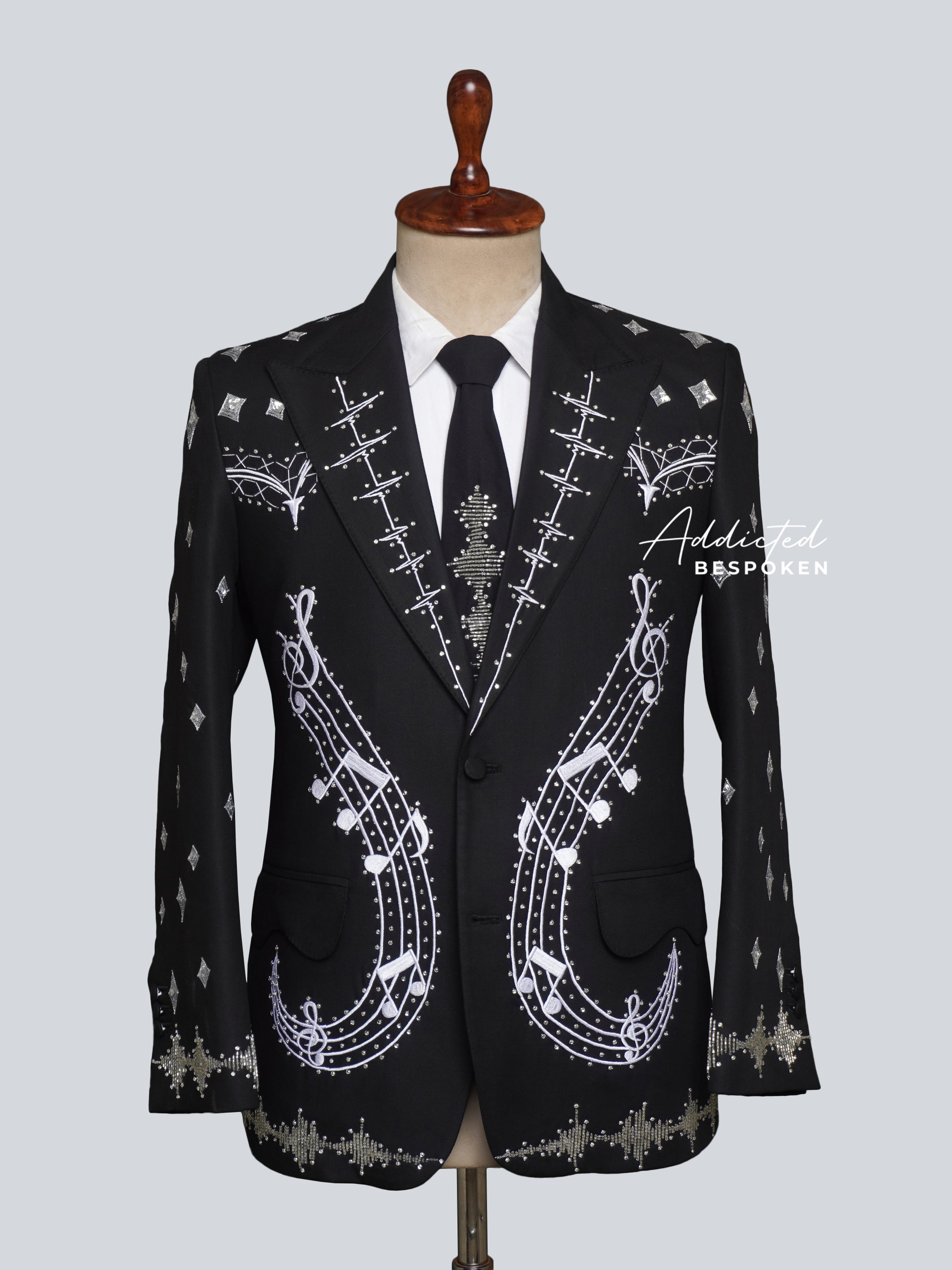 Western Suit, Embroidered Western Suits, Bespoke Wedding Suits, Wedding Men suits, Modern Groom Attire.