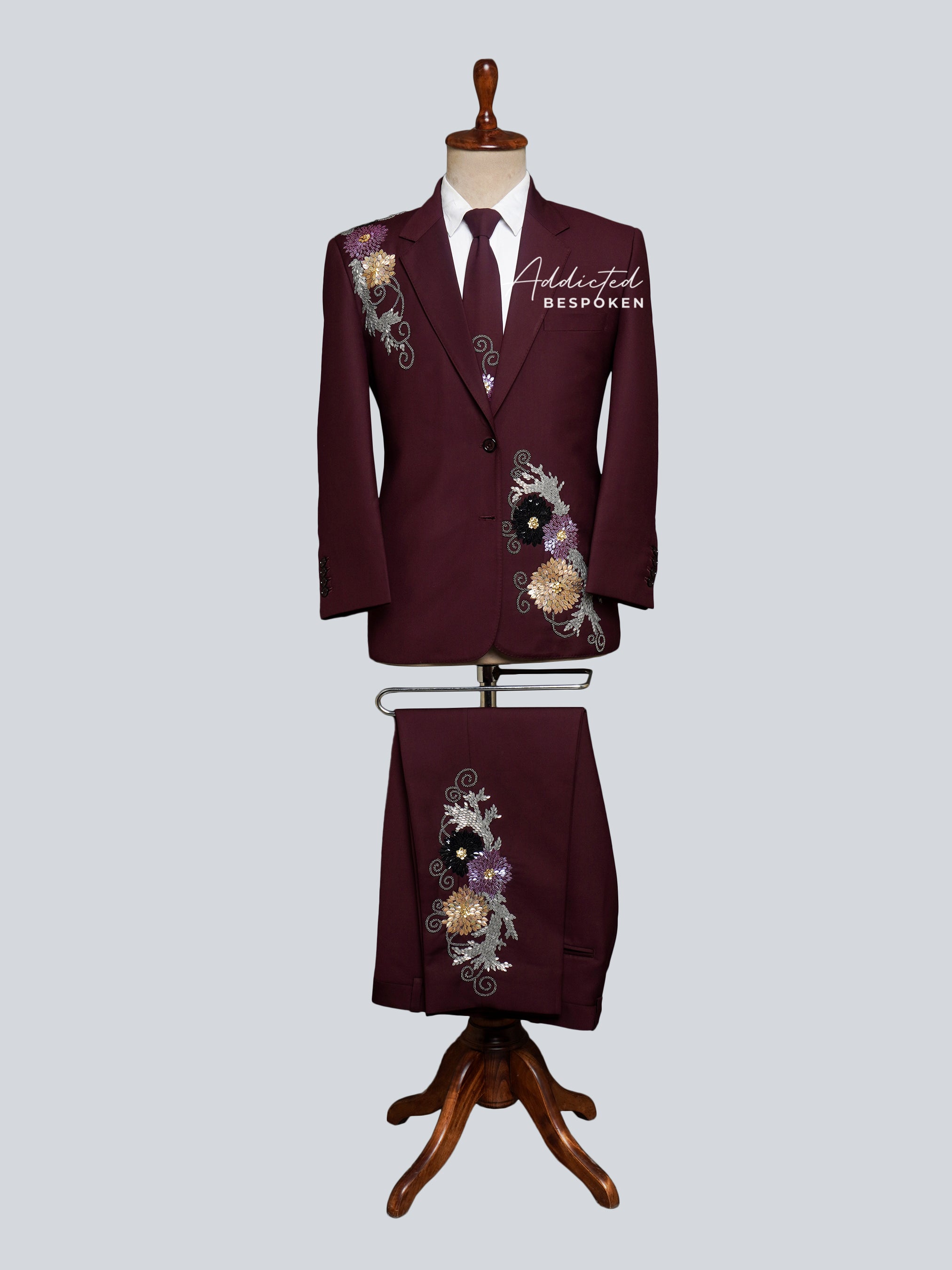 Western Suit, Embroidered Western Suits, Bespoke Wedding Suits, Wedding Men suits, Modern Groom Attire.