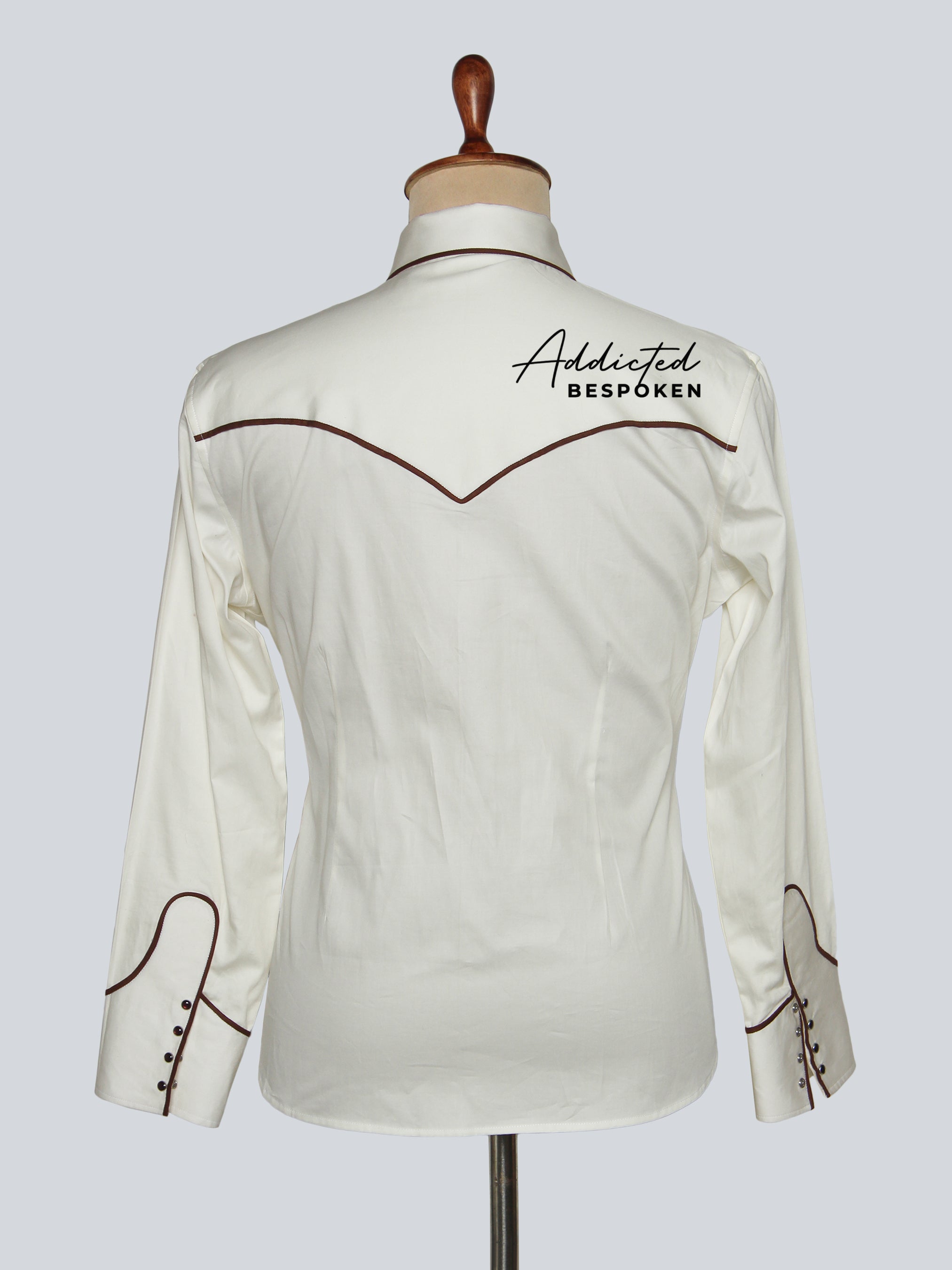 Back view of cream western shirt with brown piping across shoulders – Addicted Bespoken