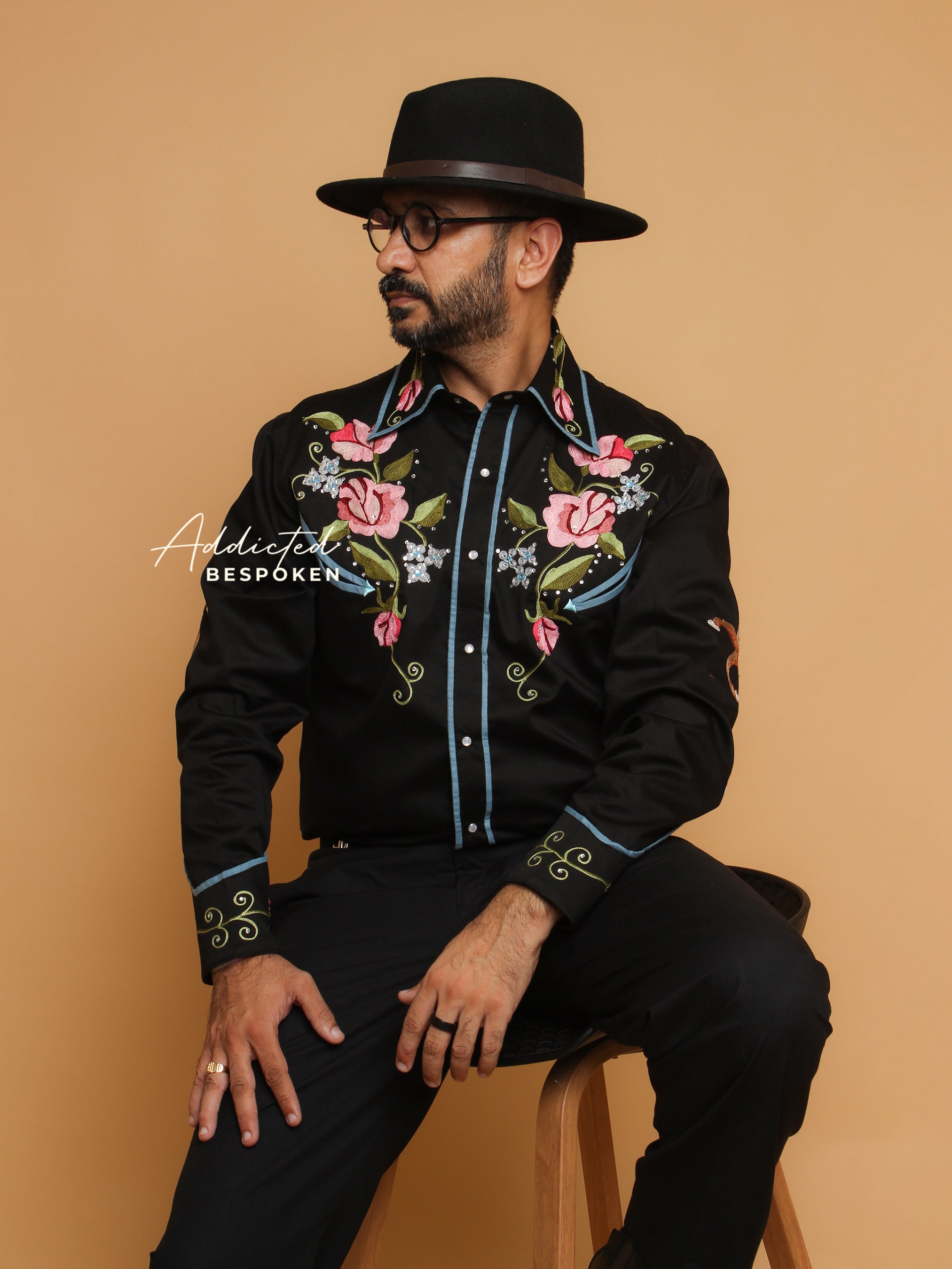 Floral & Horse Design Embroidered Shirt