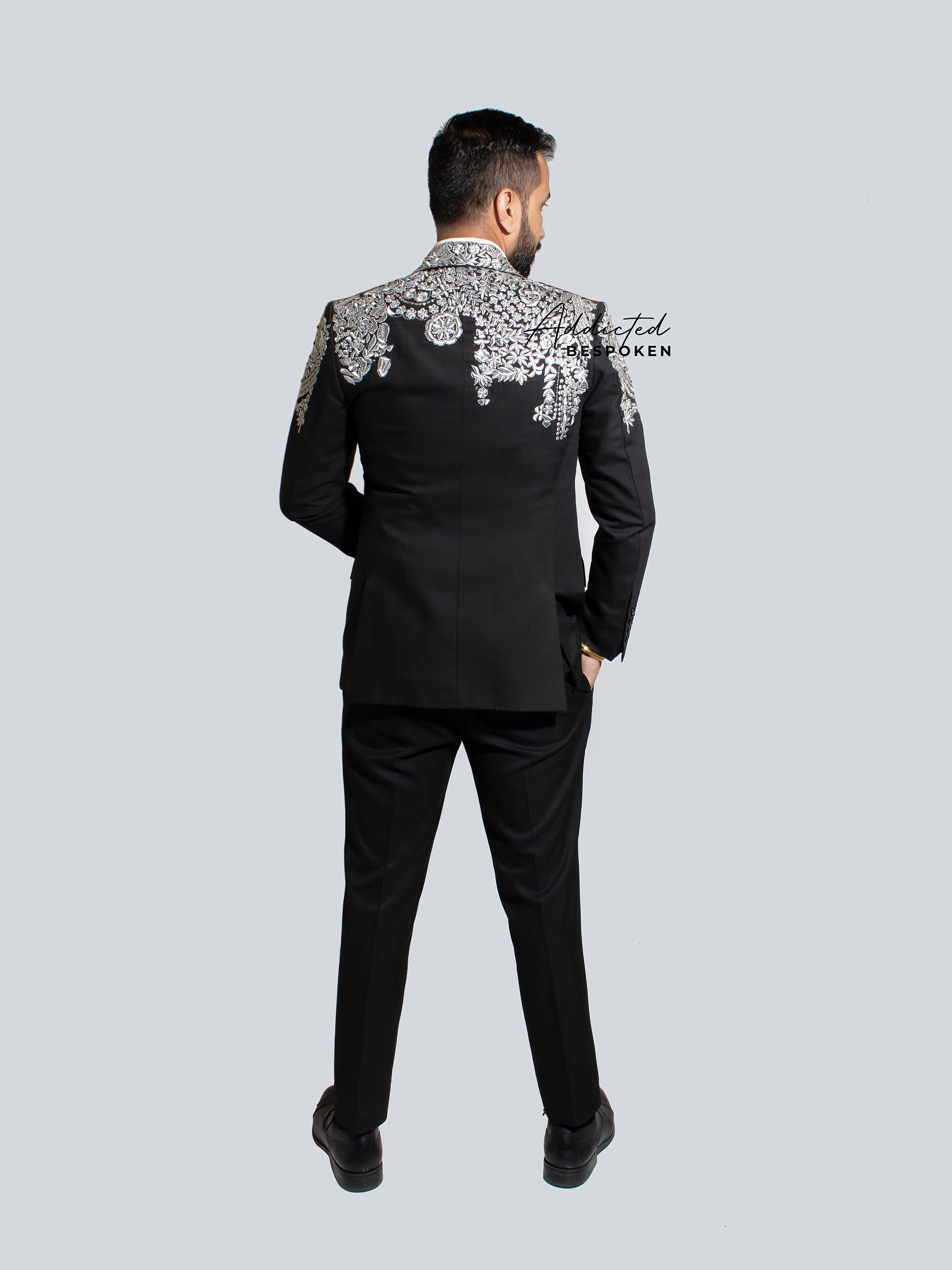 Western Suit, Embroidered Western Suits, Bespoke Wedding Suits, Wedding Men suits, Modern Groom Attire.