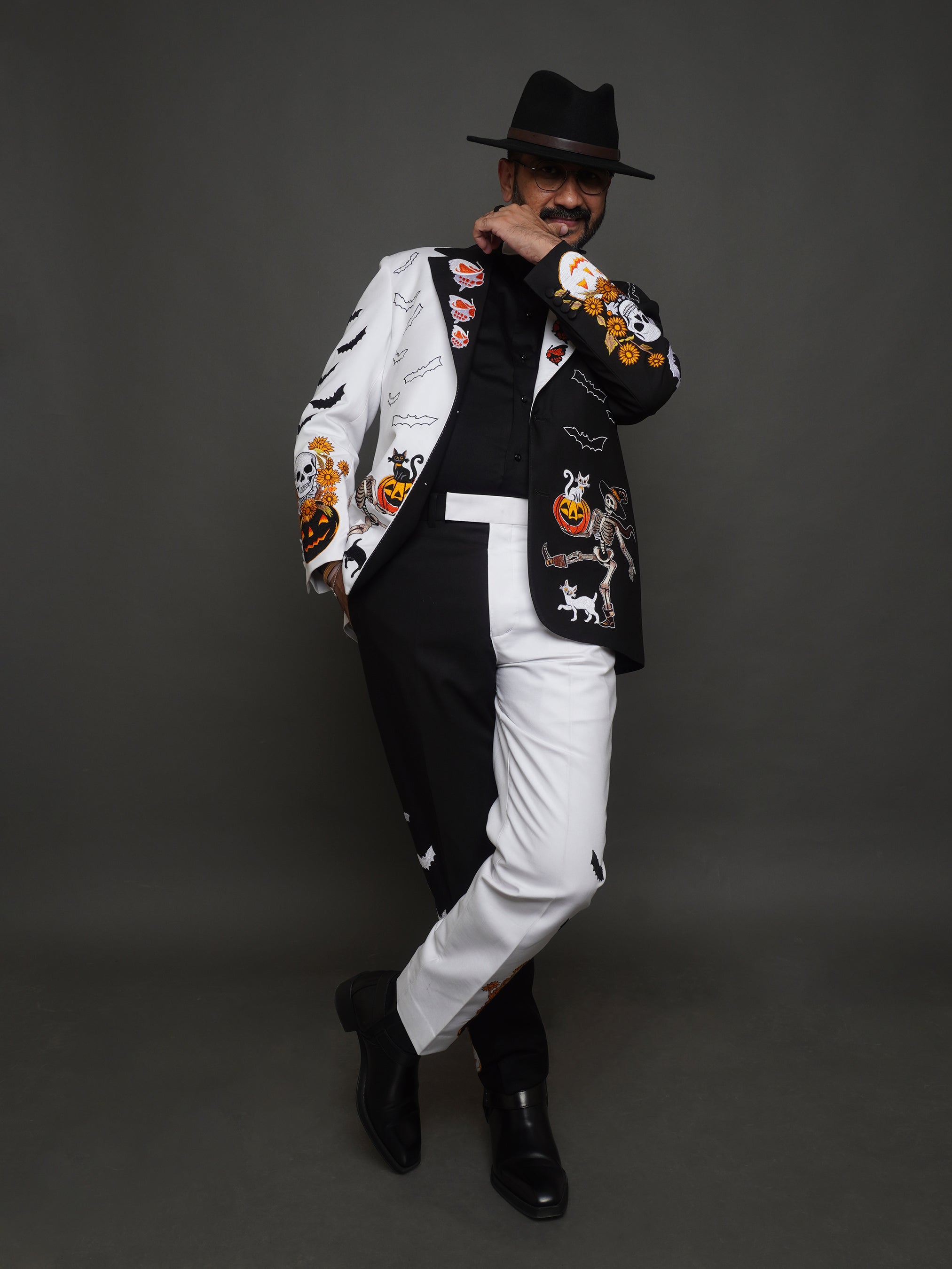 Halloween Party Suit (CLS)