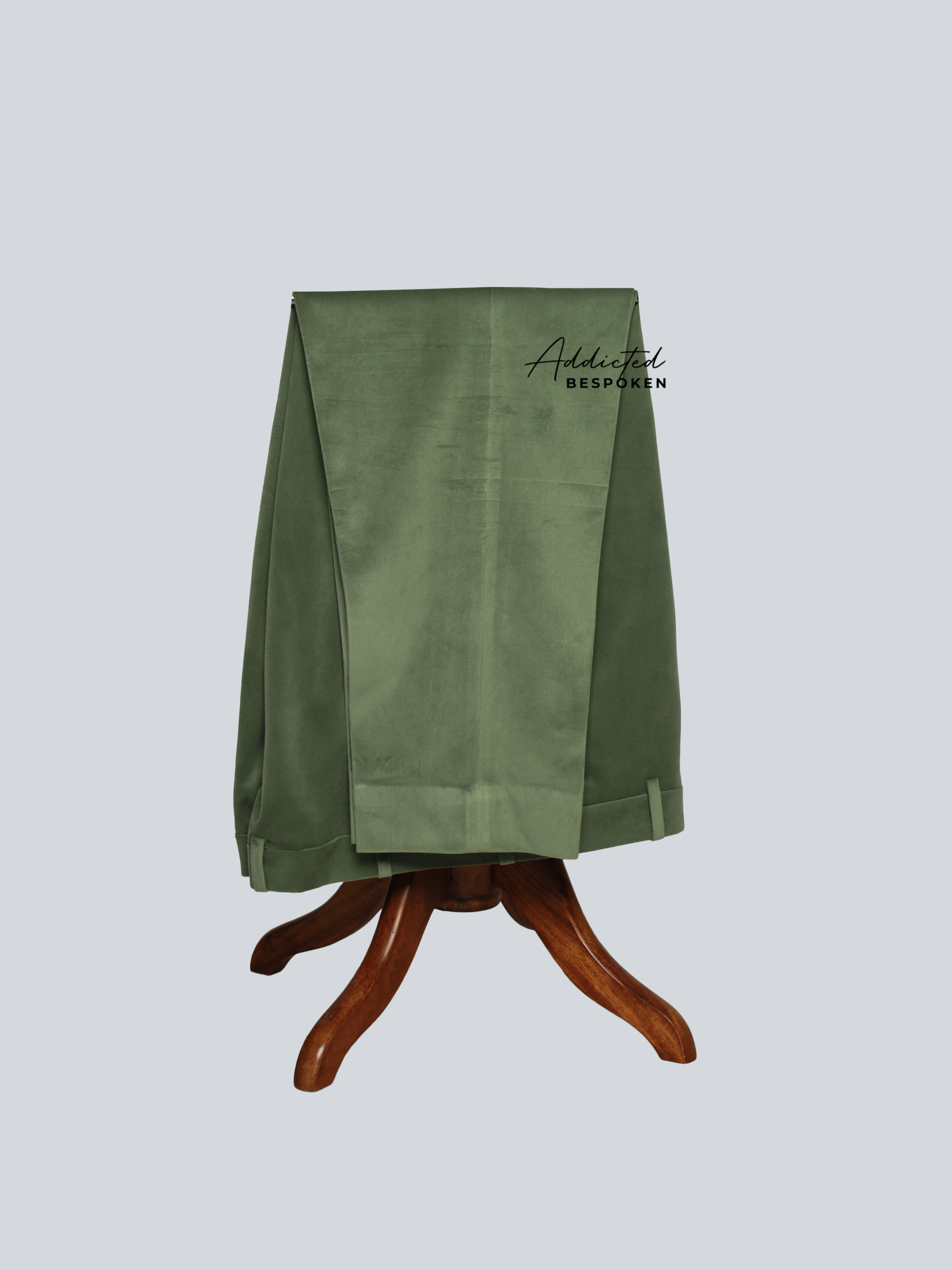 The Moss Royale Suit