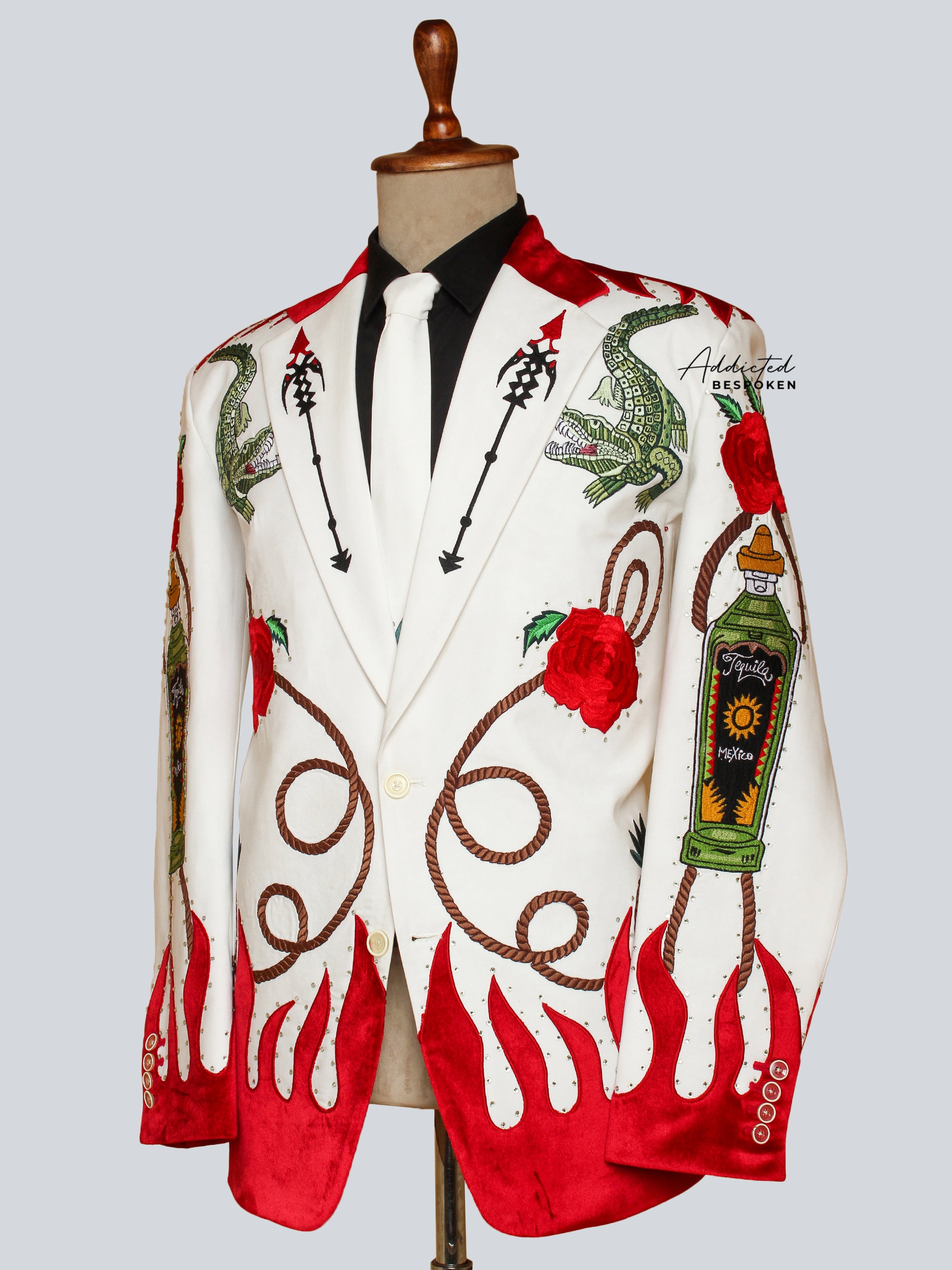 Western Suit, Embroidered Western Suits, Bespoke Wedding Suits, Wedding Men suits, Modern Groom Attire.