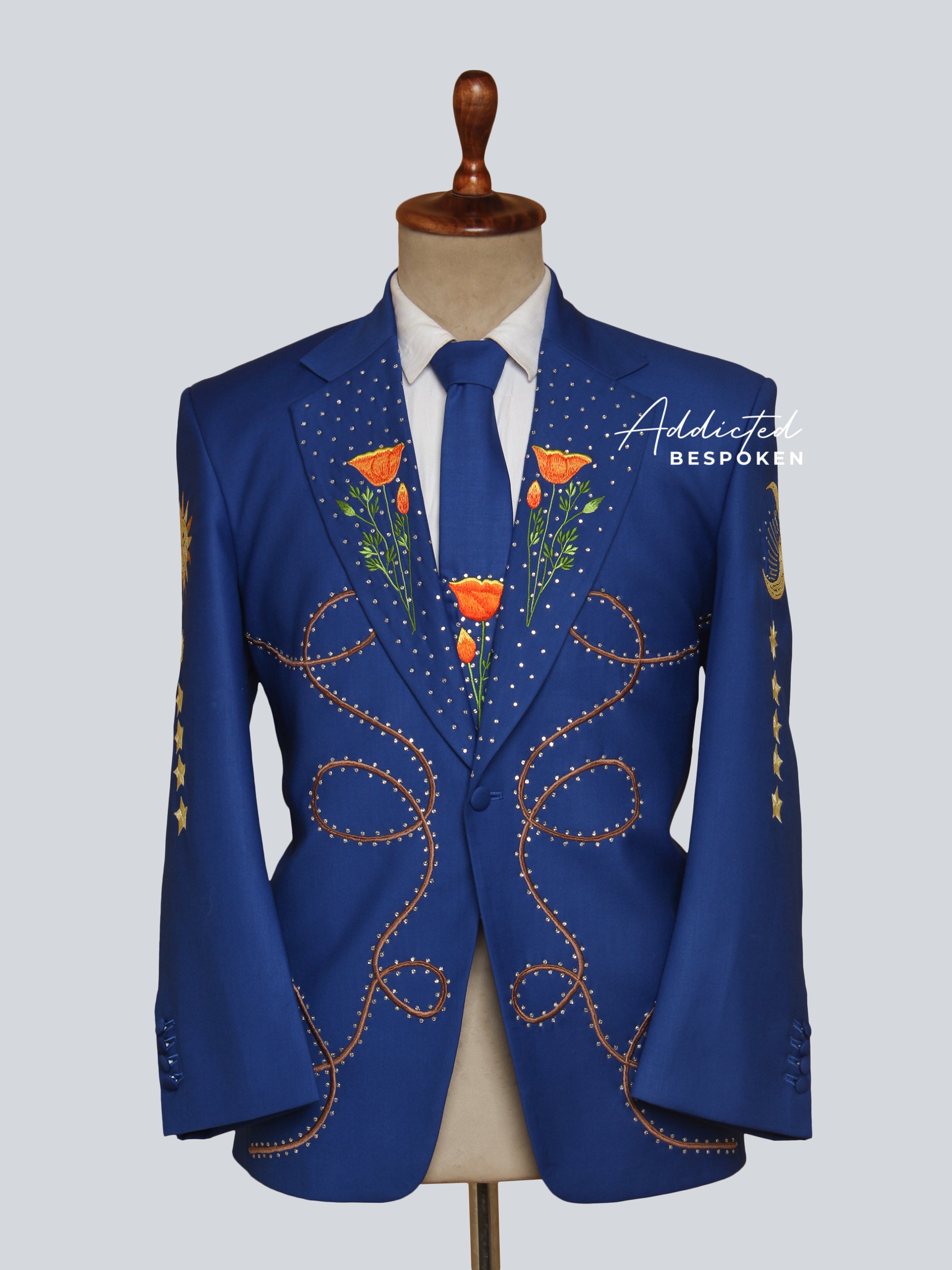 Western Suit, Embroidered Western Suits, Bespoke Wedding Suits, Wedding Men suits, Modern Groom Attire.