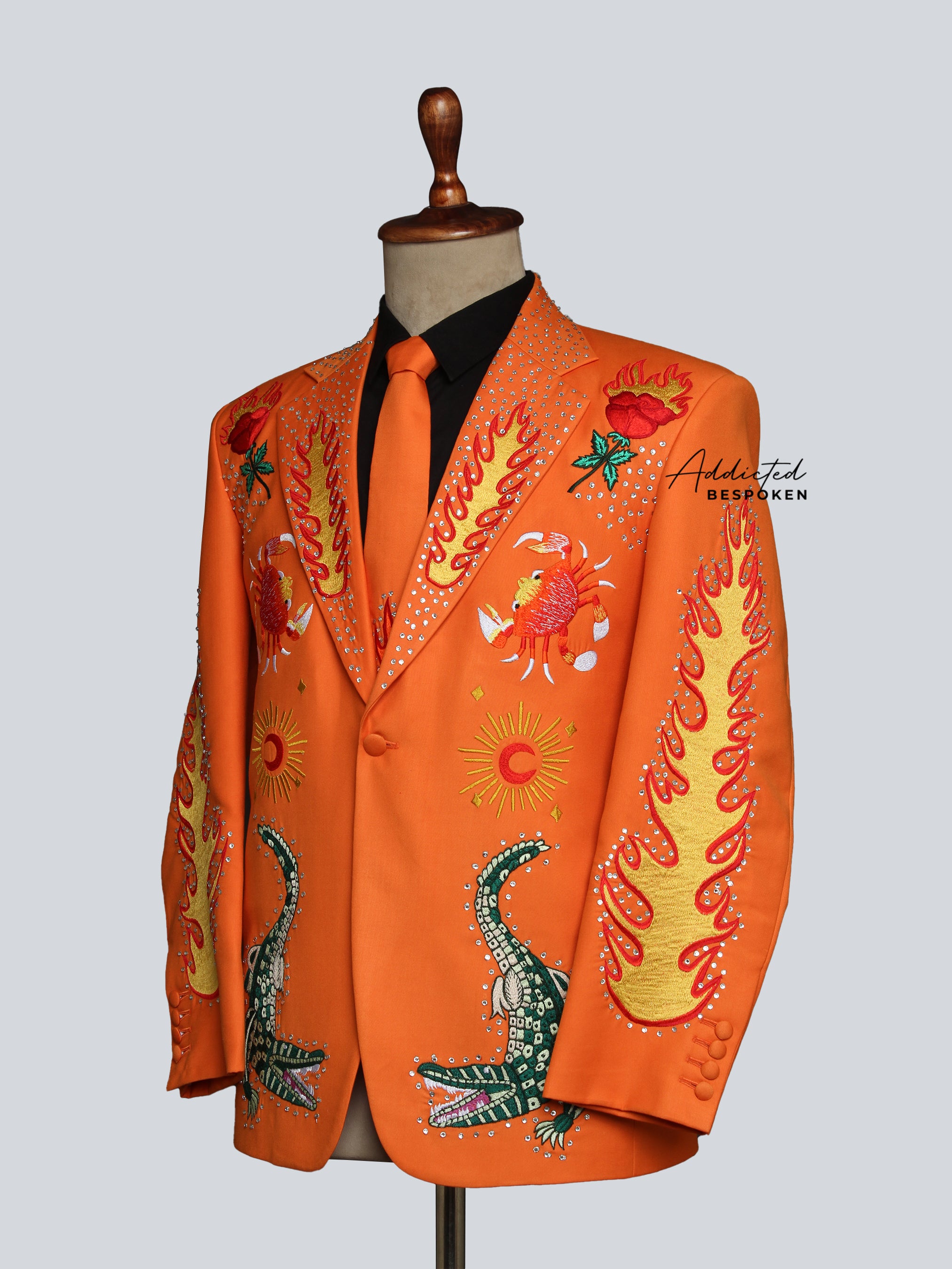 Western Suit, Embroidered Western Suits, Bespoke Wedding Suits, Wedding Men suits, Modern Groom Attire.