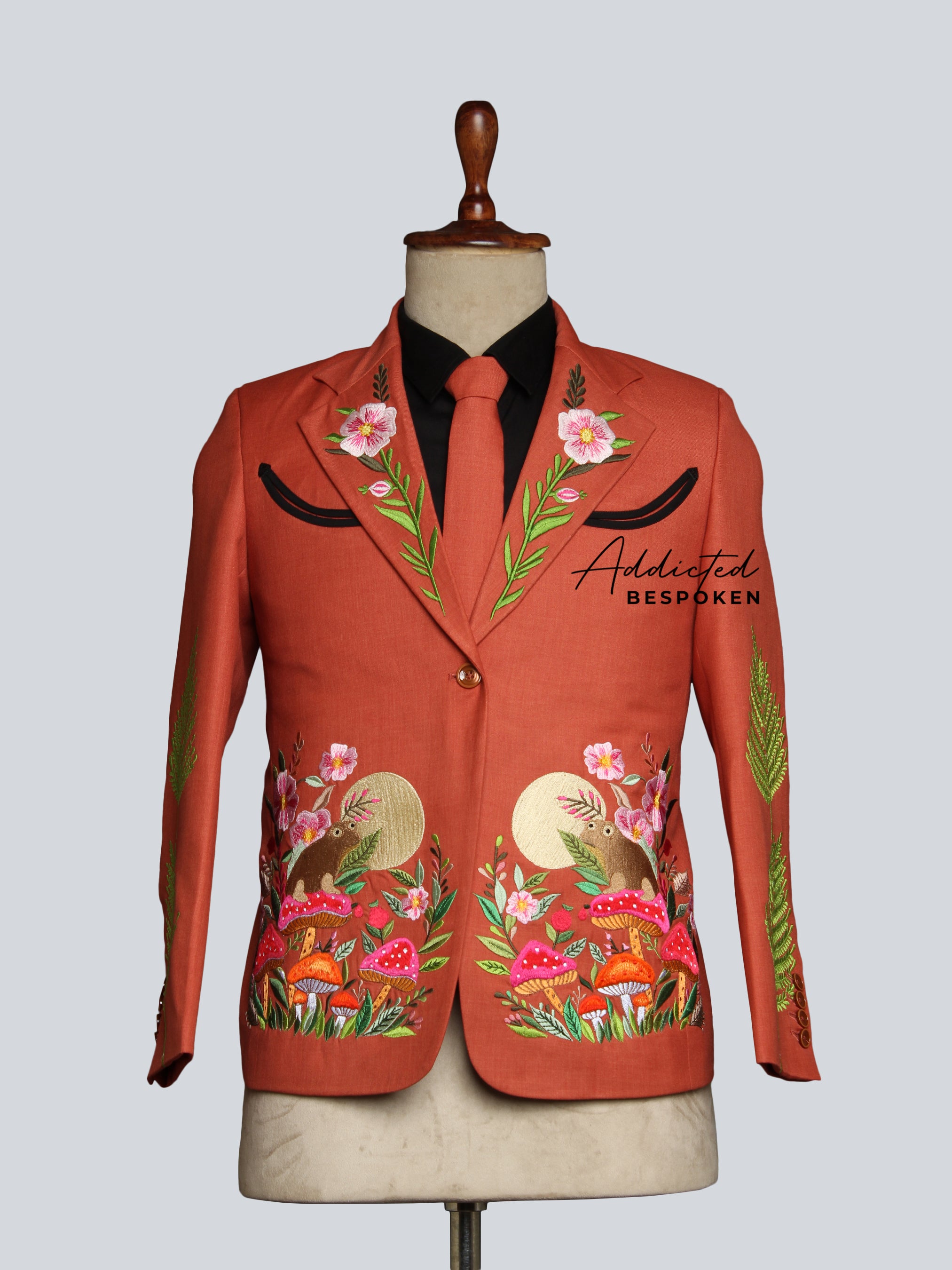 Western Suit, Embroidered Western Suits, Bespoke Wedding Suits, Wedding Men suits, Modern Groom Attire.