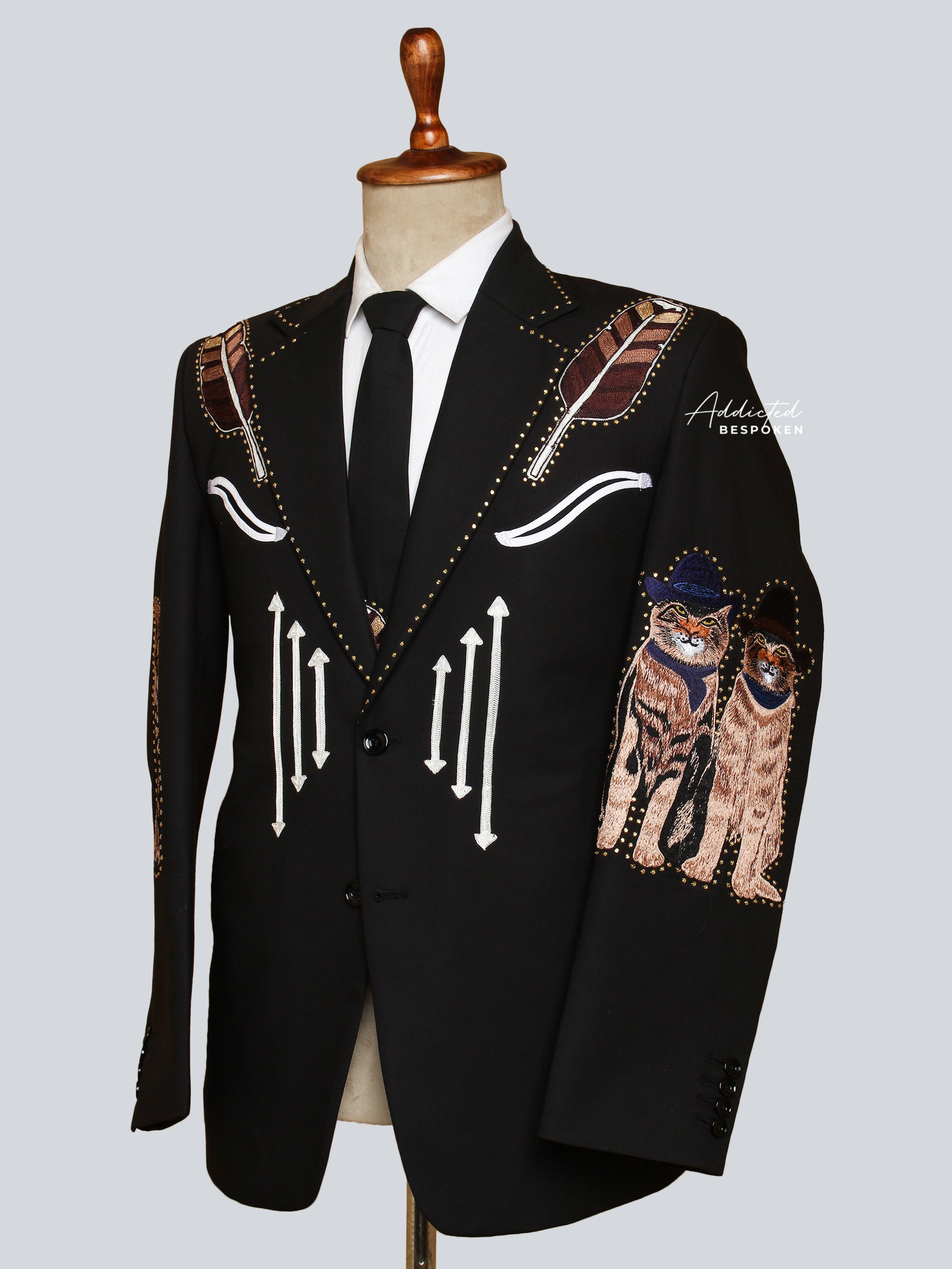 Western Suit, Embroidered Western Suits, Bespoke Wedding Suits, Wedding Men suits, Modern Groom Attire.