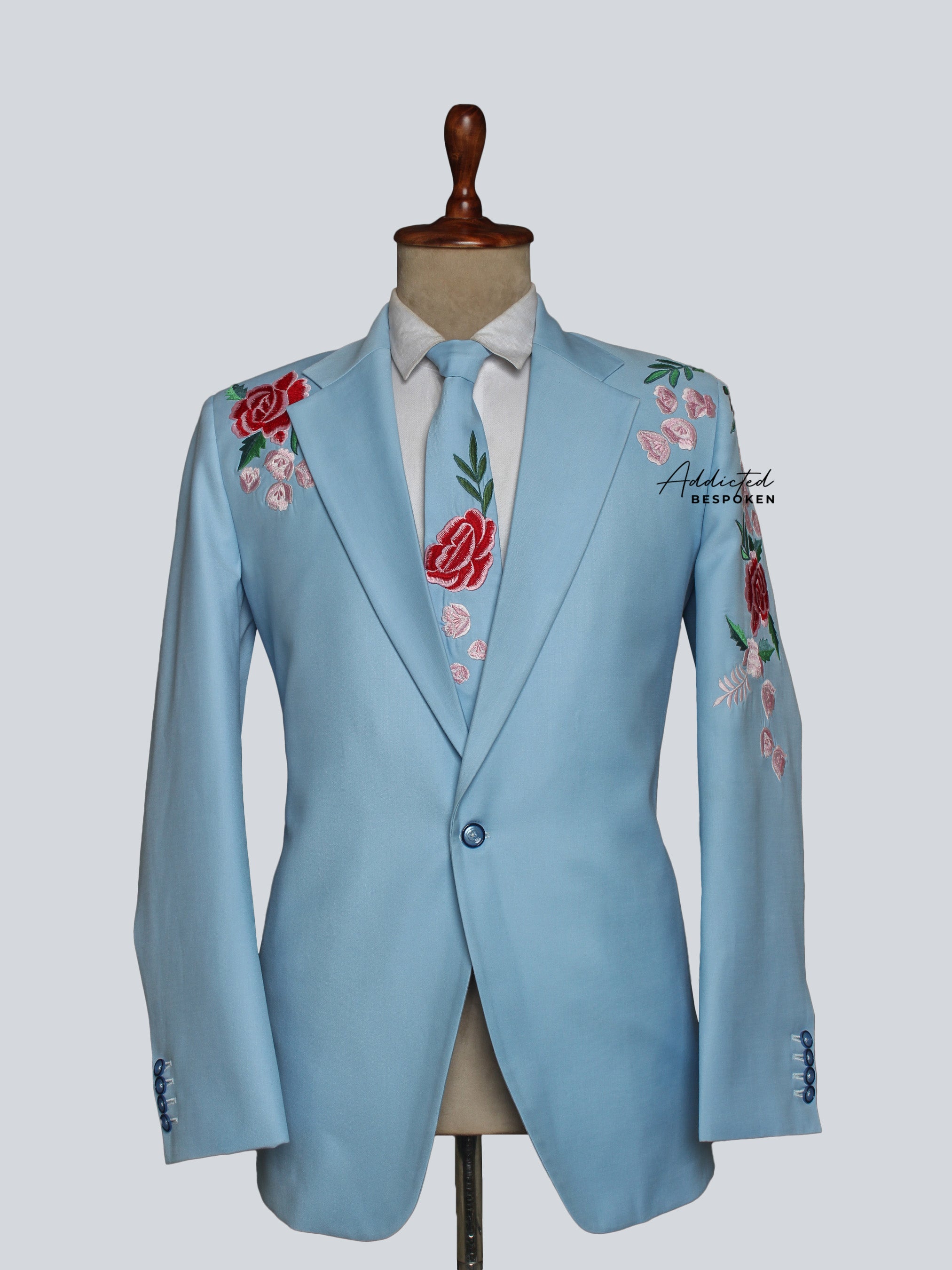 Western Suit, Embroidered Western Suits, Bespoke Wedding Suits, Wedding Men suits, Modern Groom Attire.