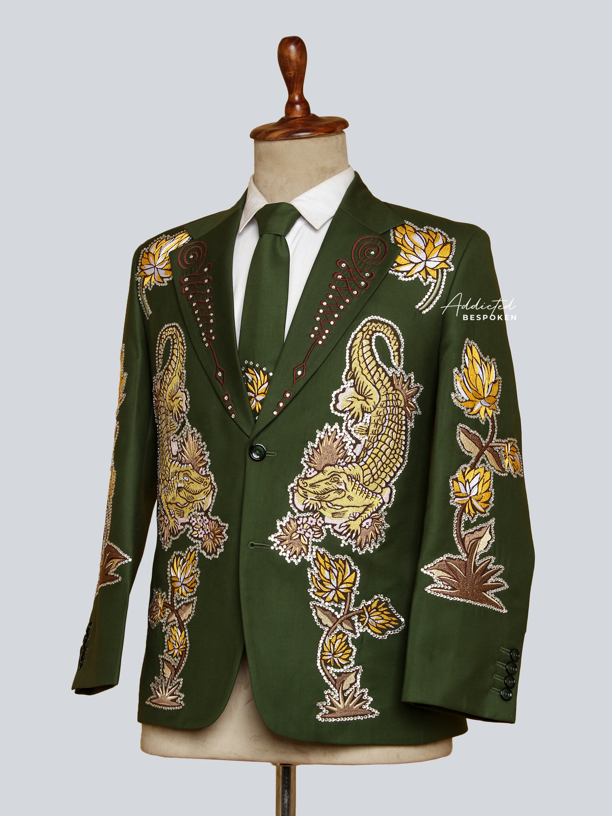 Western Suit, Embroidered Western Suits, Bespoke Wedding Suits, Wedding Men suits, Modern Groom Attire.