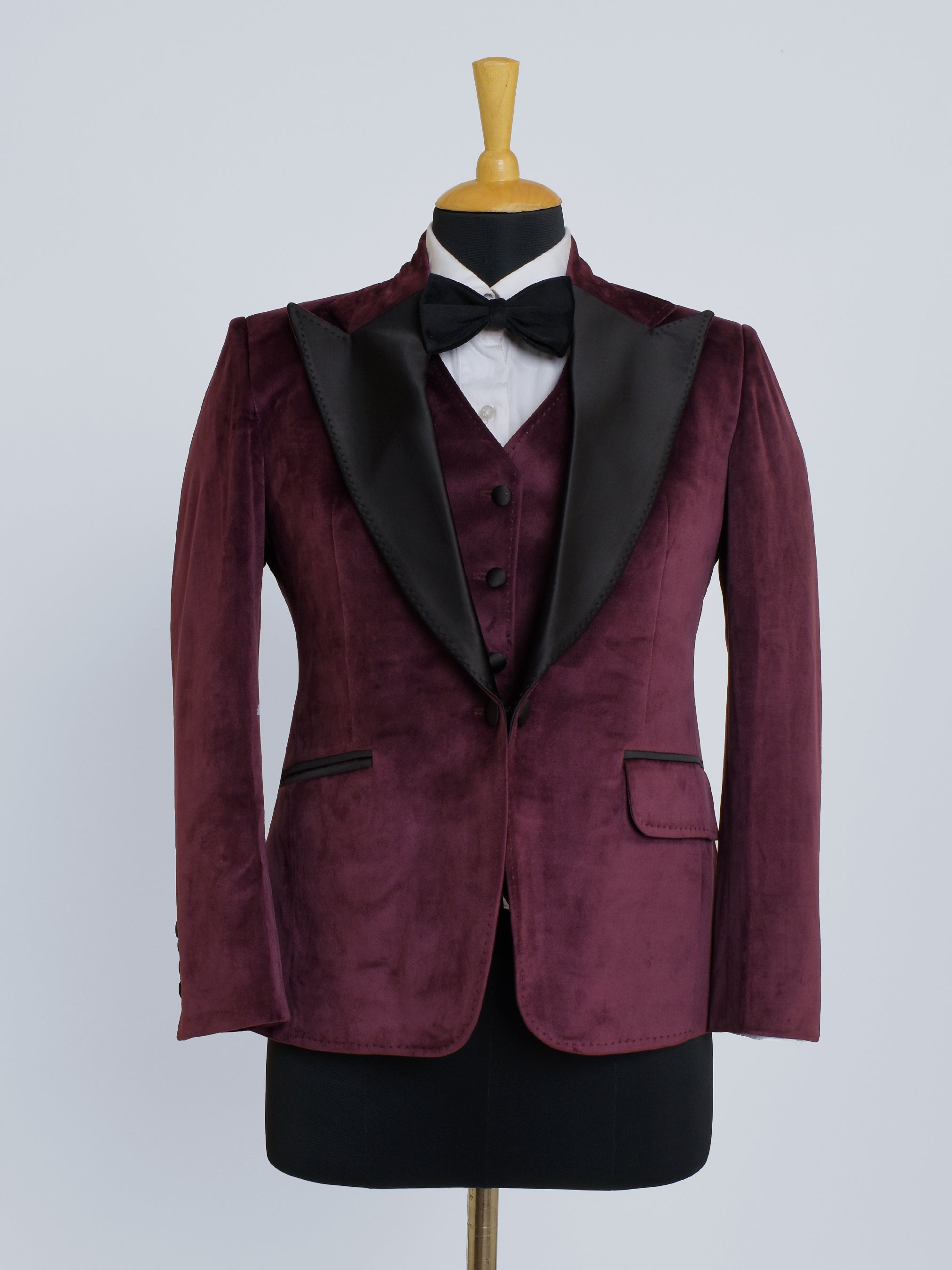 The Bordeaux Tuxedo Suit Addicted Bespoken
