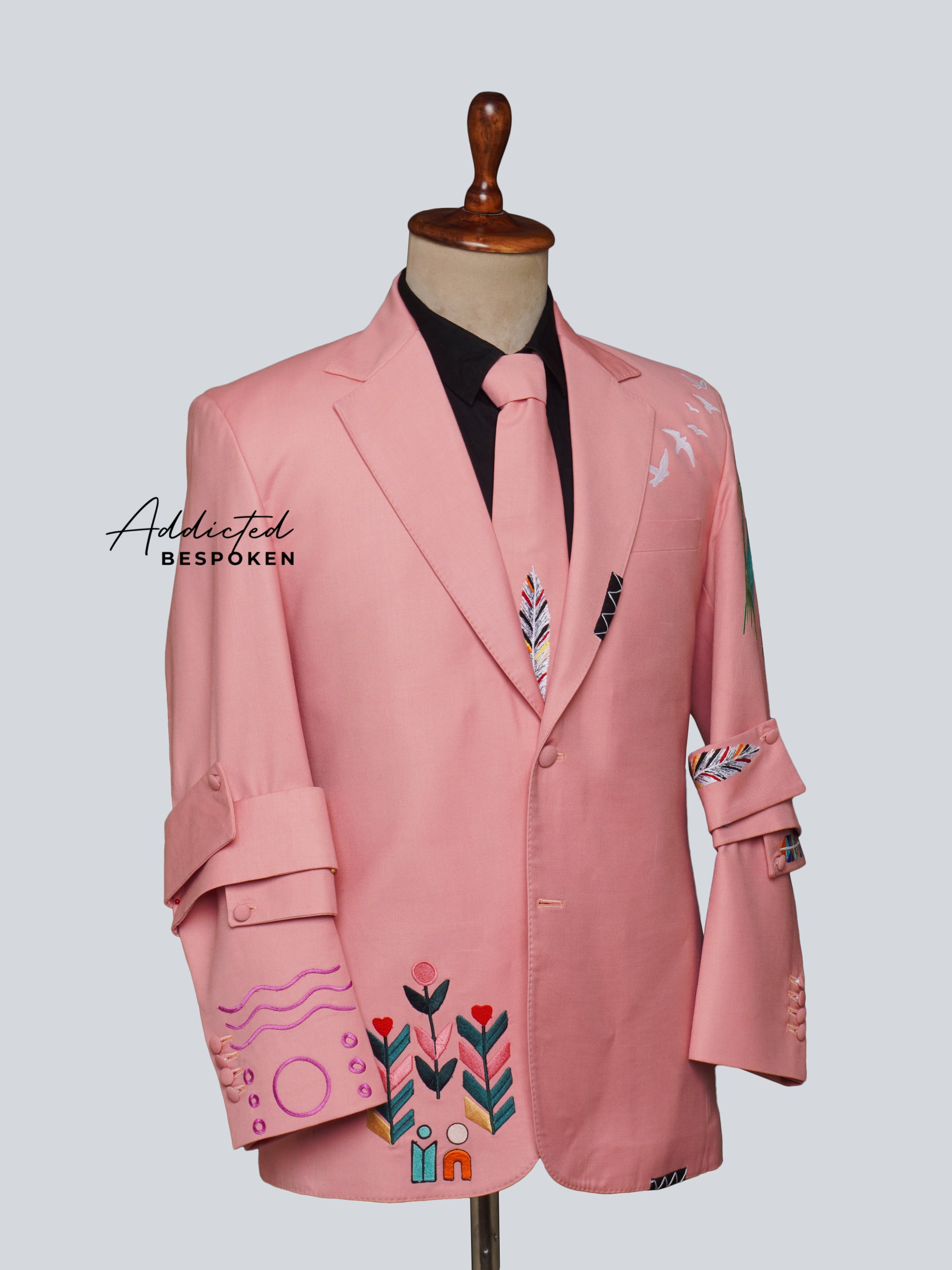 Western Suit, Embroidered Western Suits, Bespoke Wedding Suits, Wedding Men suits, Modern Groom Attire.