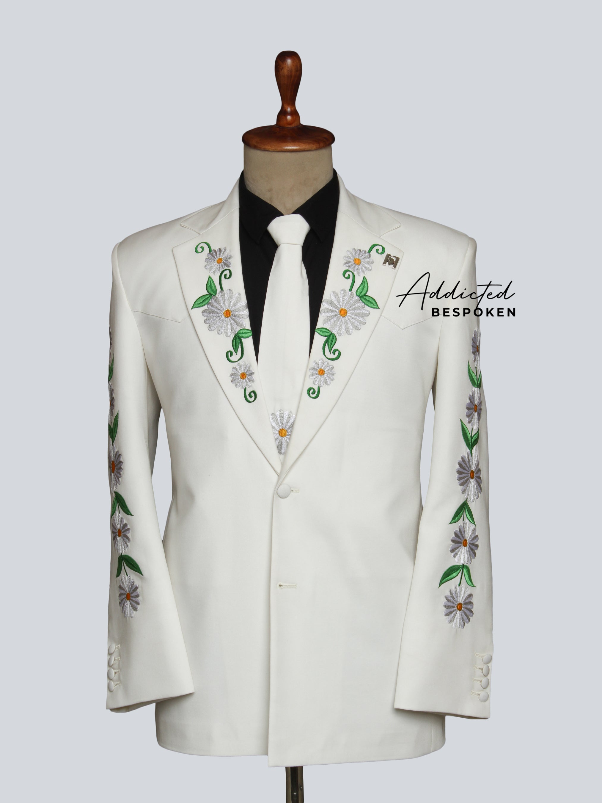 Western Suit, Embroidered Western Suits, Bespoke Wedding Suits, Wedding Men suits, Modern Groom Attire.