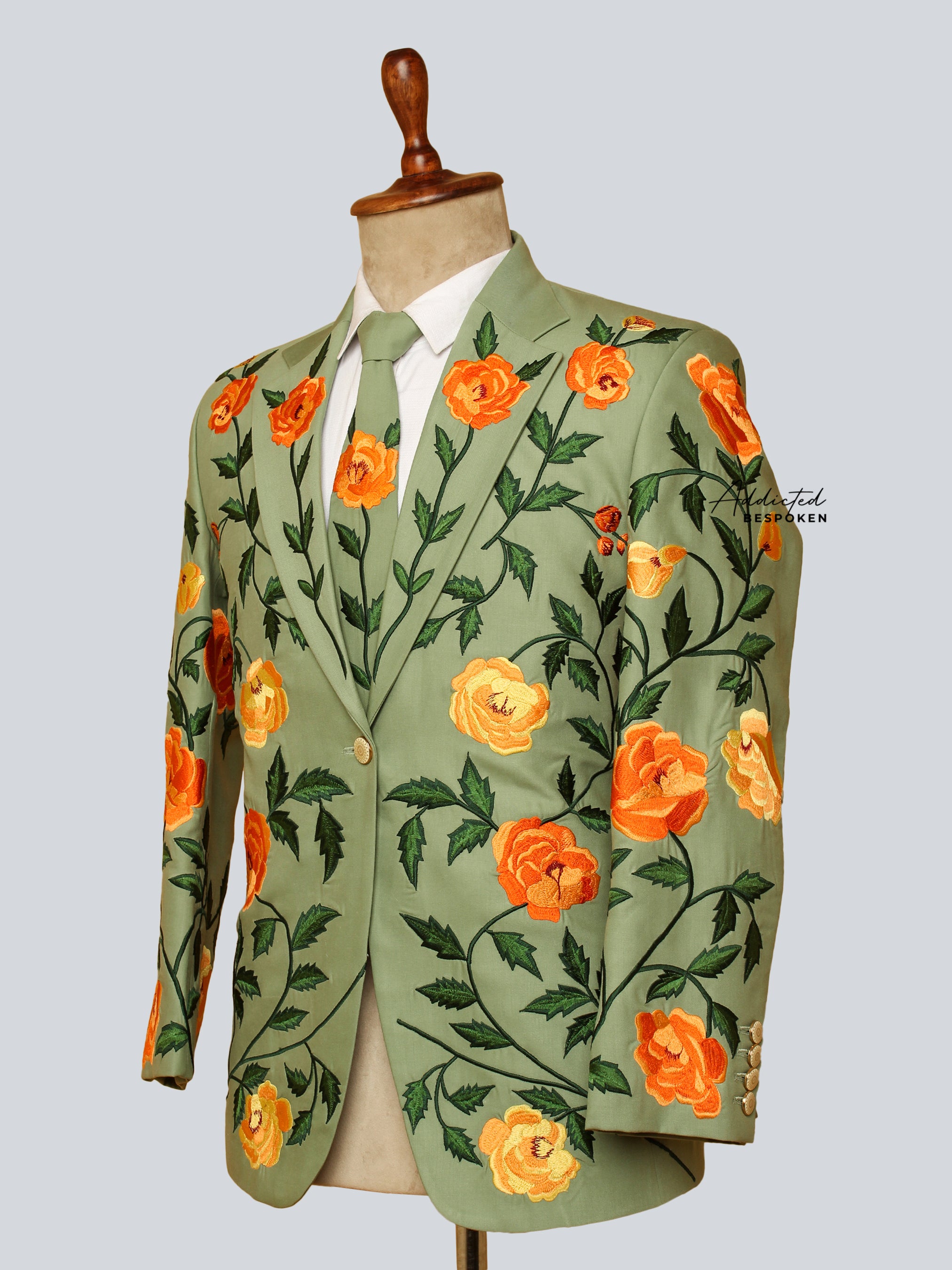 Western Suit, Embroidered Western Suits, Bespoke Wedding Suits, Wedding Men suits, Modern Groom Attire.