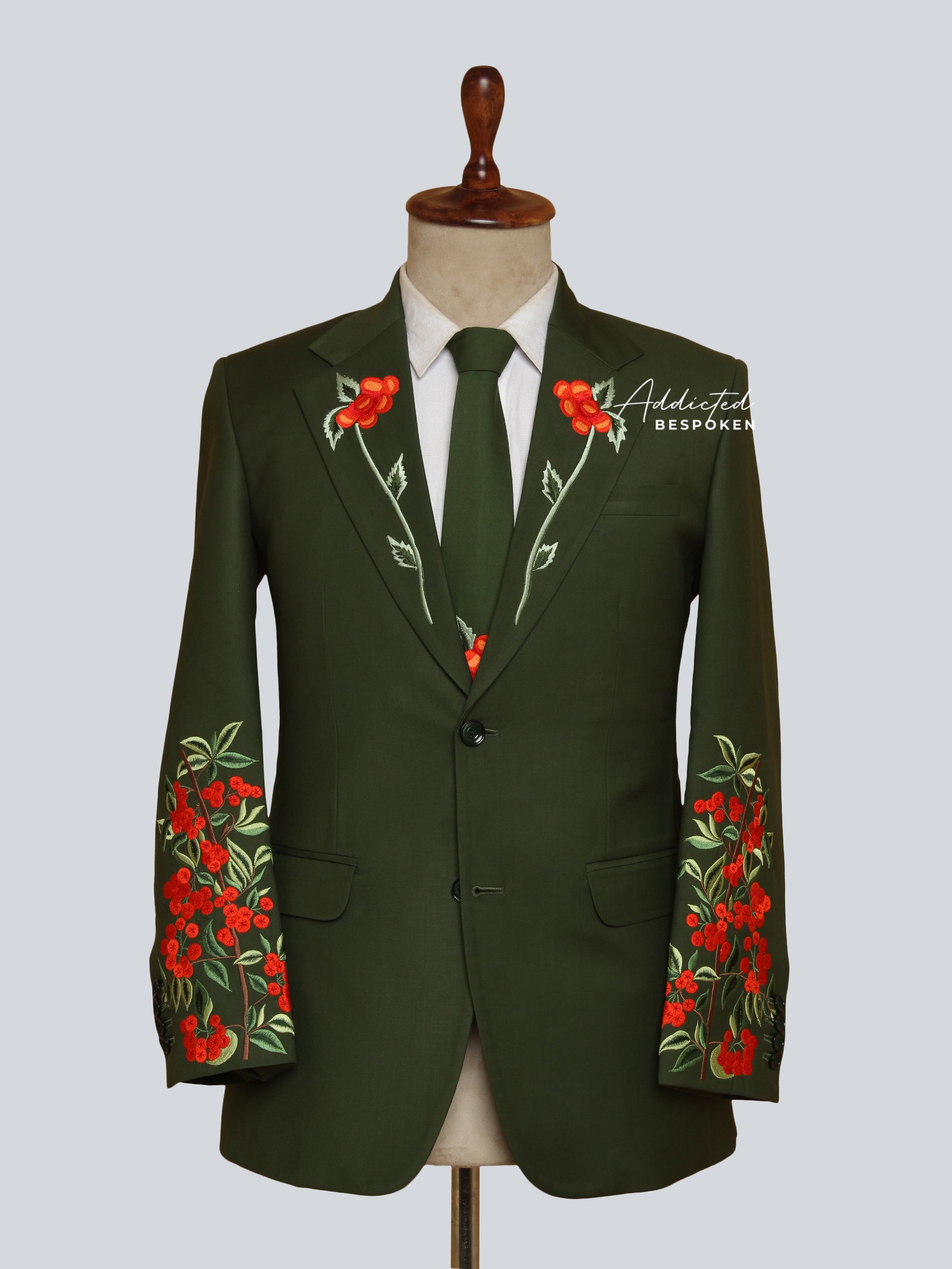 Western Suit, Embroidered Western Suits, Bespoke Wedding Suits, Wedding Men suits, Modern Groom Attire.