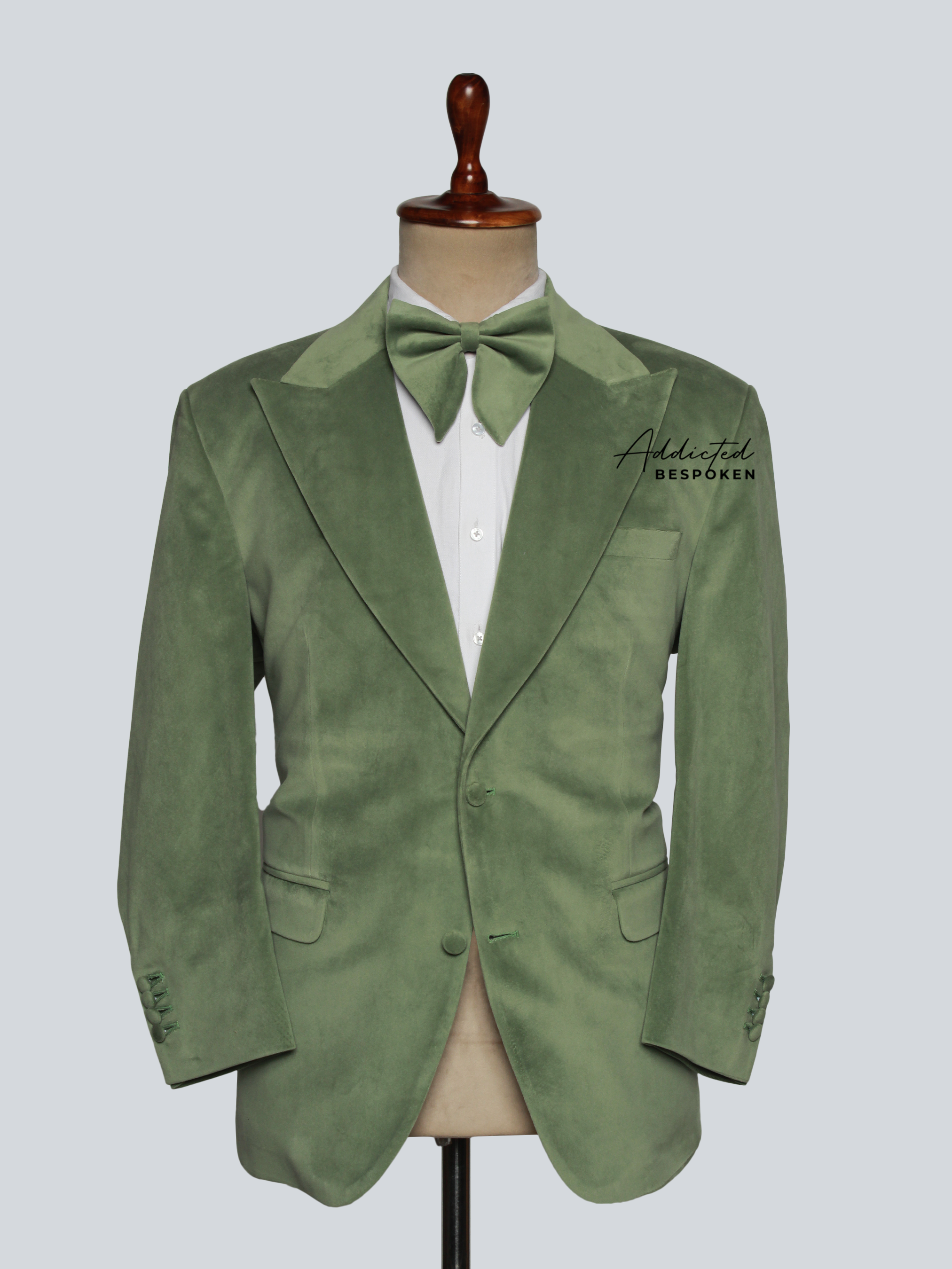 The Moss Royale Suit