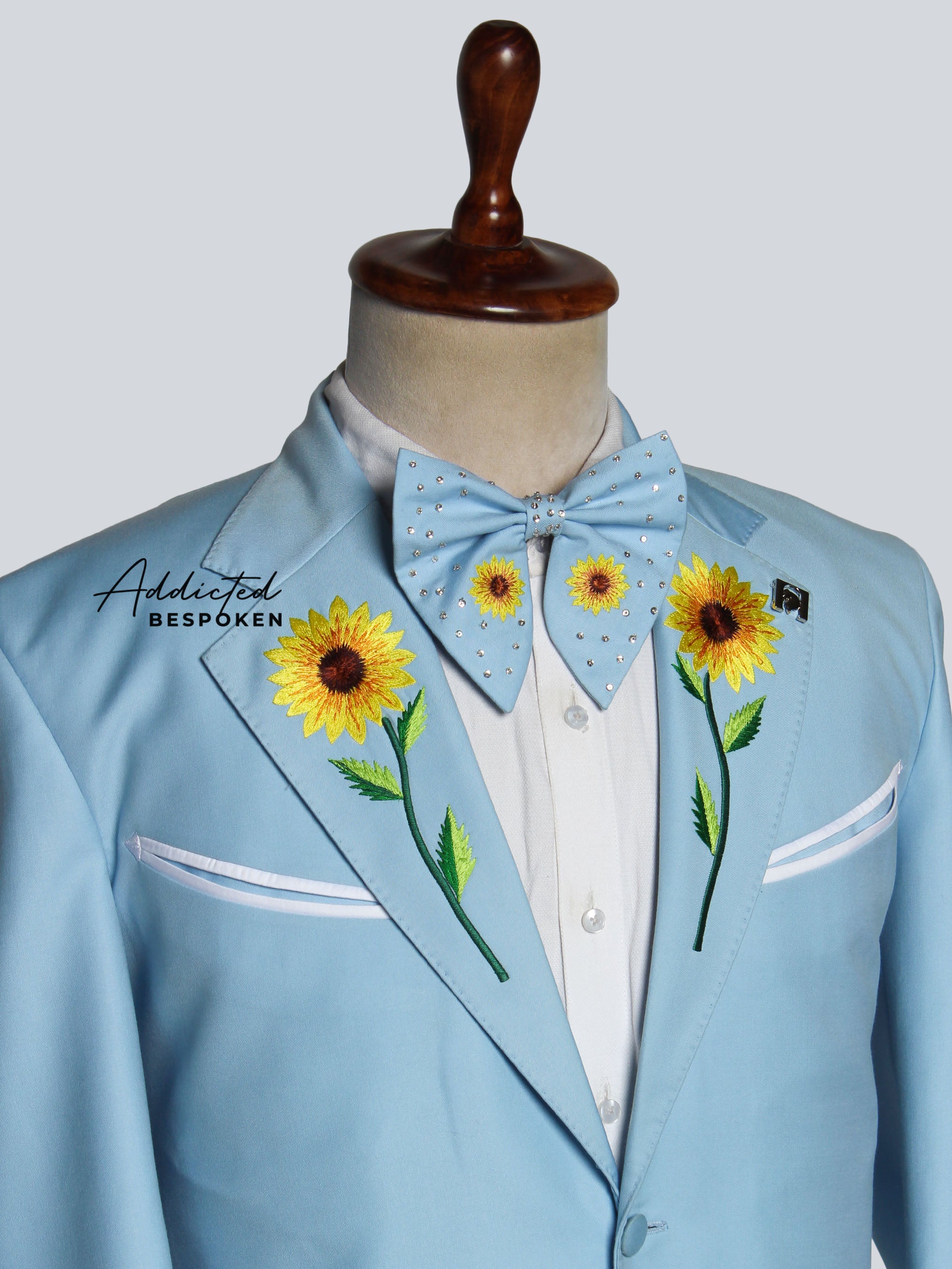 Wildflower Charm Embroidered Suit