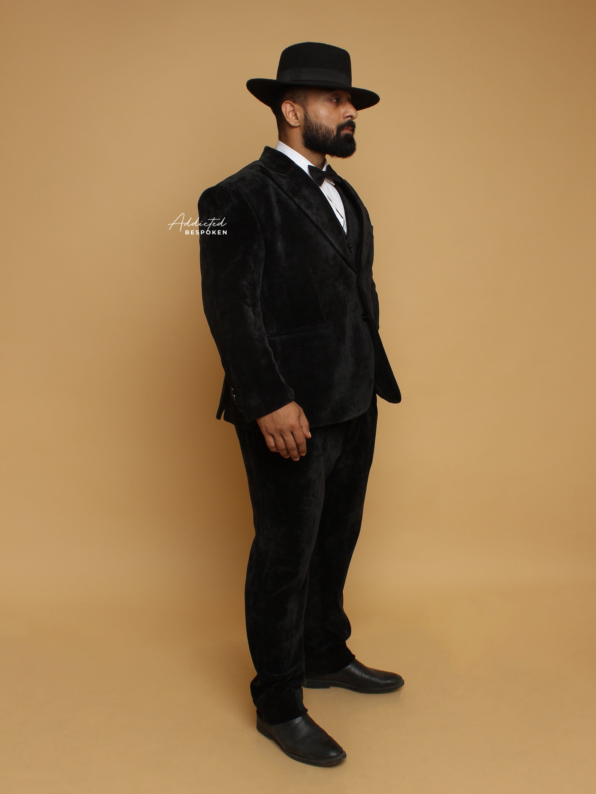 Custom suits, Bespoke Suits, Tailored clothing, Men's custom suits, Tailorman suits.