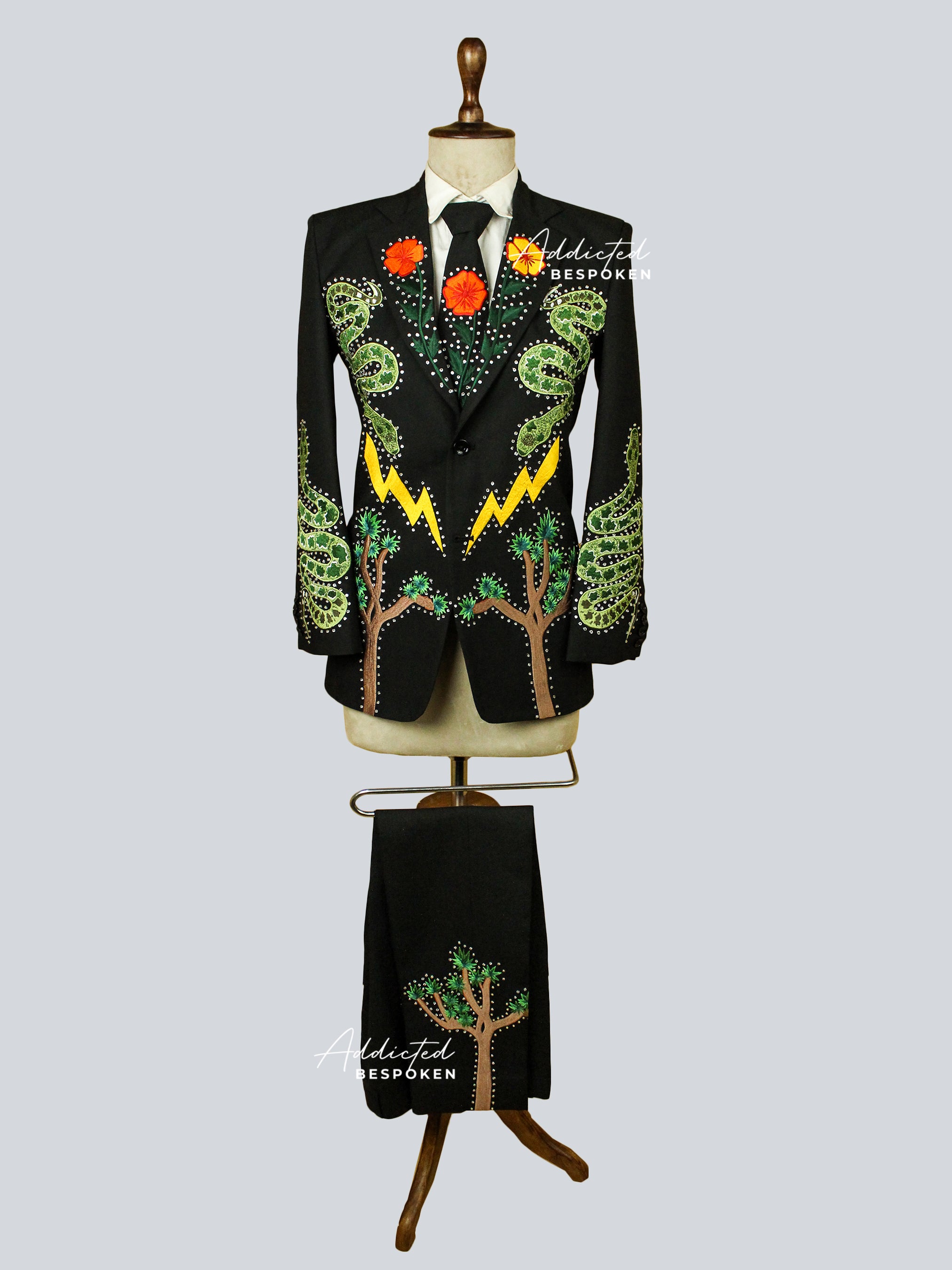 Western Suit, Embroidered Western Suits, Bespoke Wedding Suits, Wedding Men suits, Modern Groom Attire.