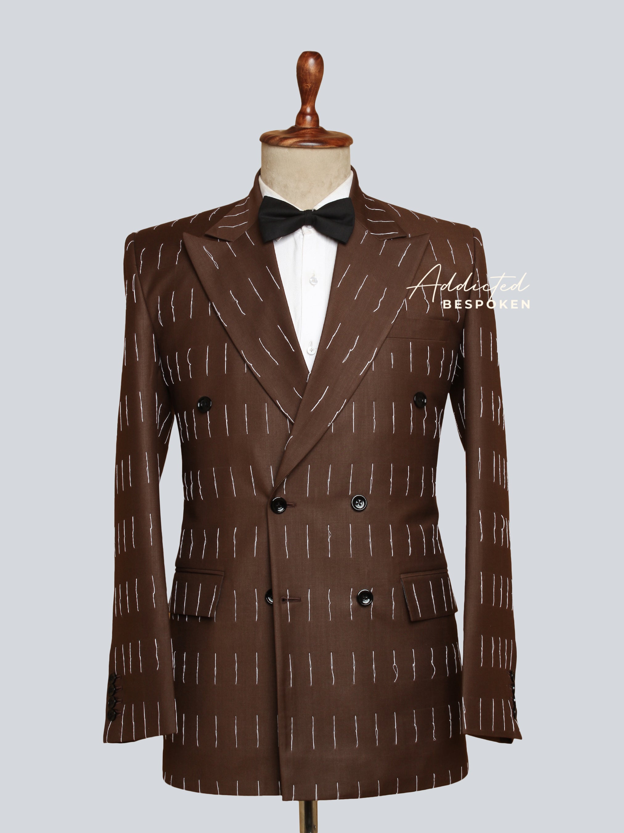 Custom suits, Bespoke Suits, Tailored clothing, Men's custom suits, and tailor-made suits.