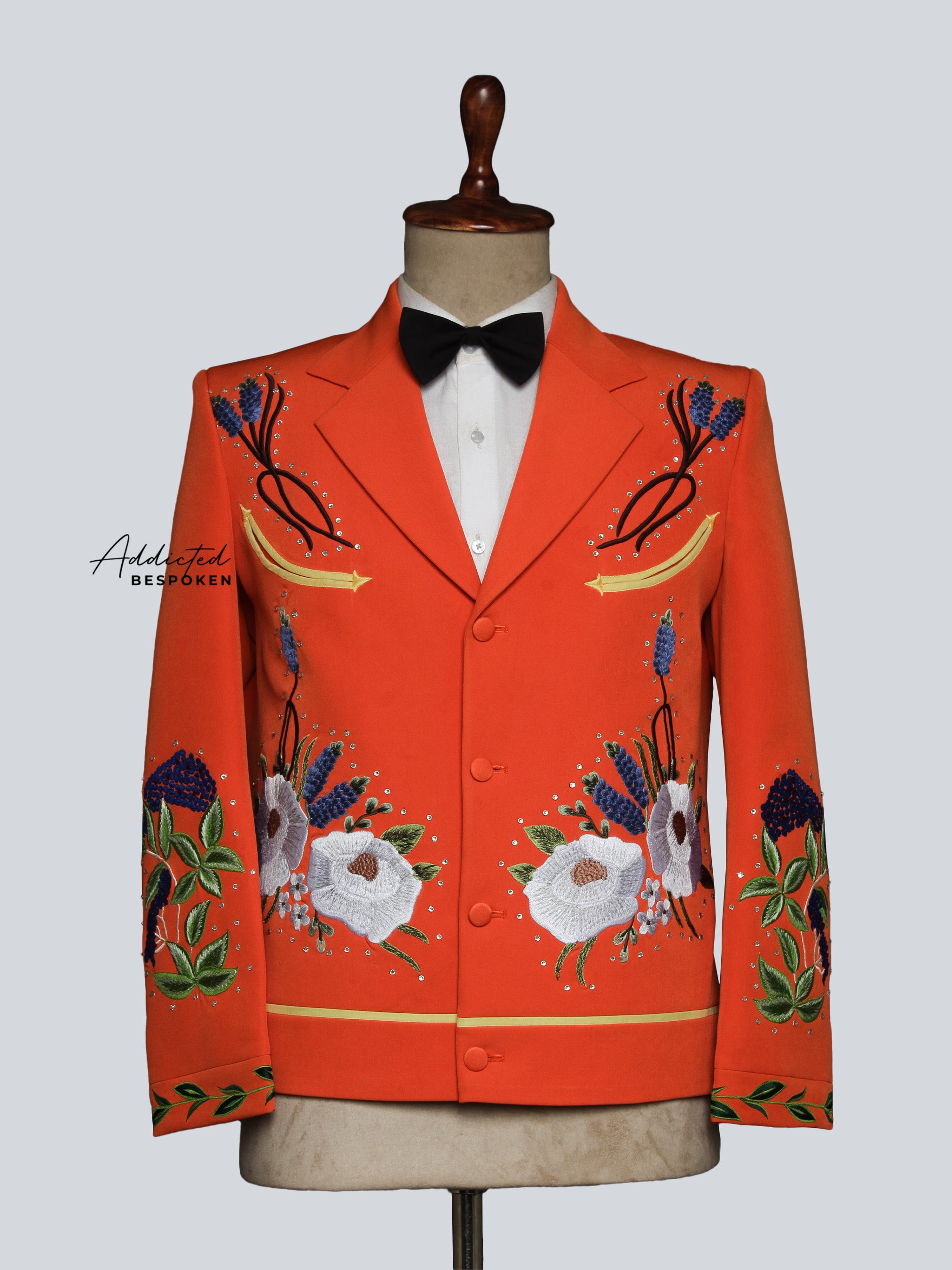 Western Suit, Embroidered Western Suits, Bespoke Wedding Suits, Wedding Men suits, Modern Groom Attire.